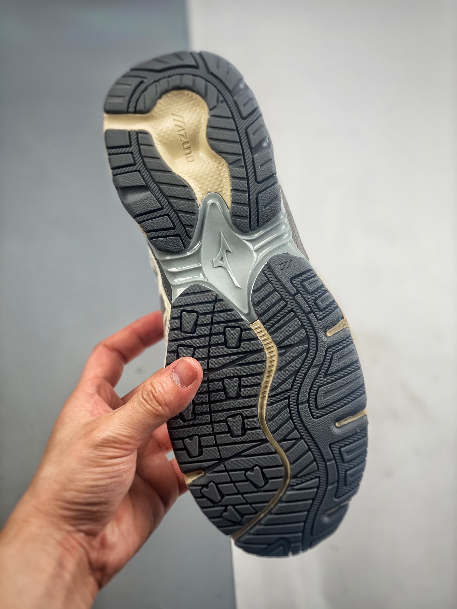 Adidas Male Sneakers M-l-s