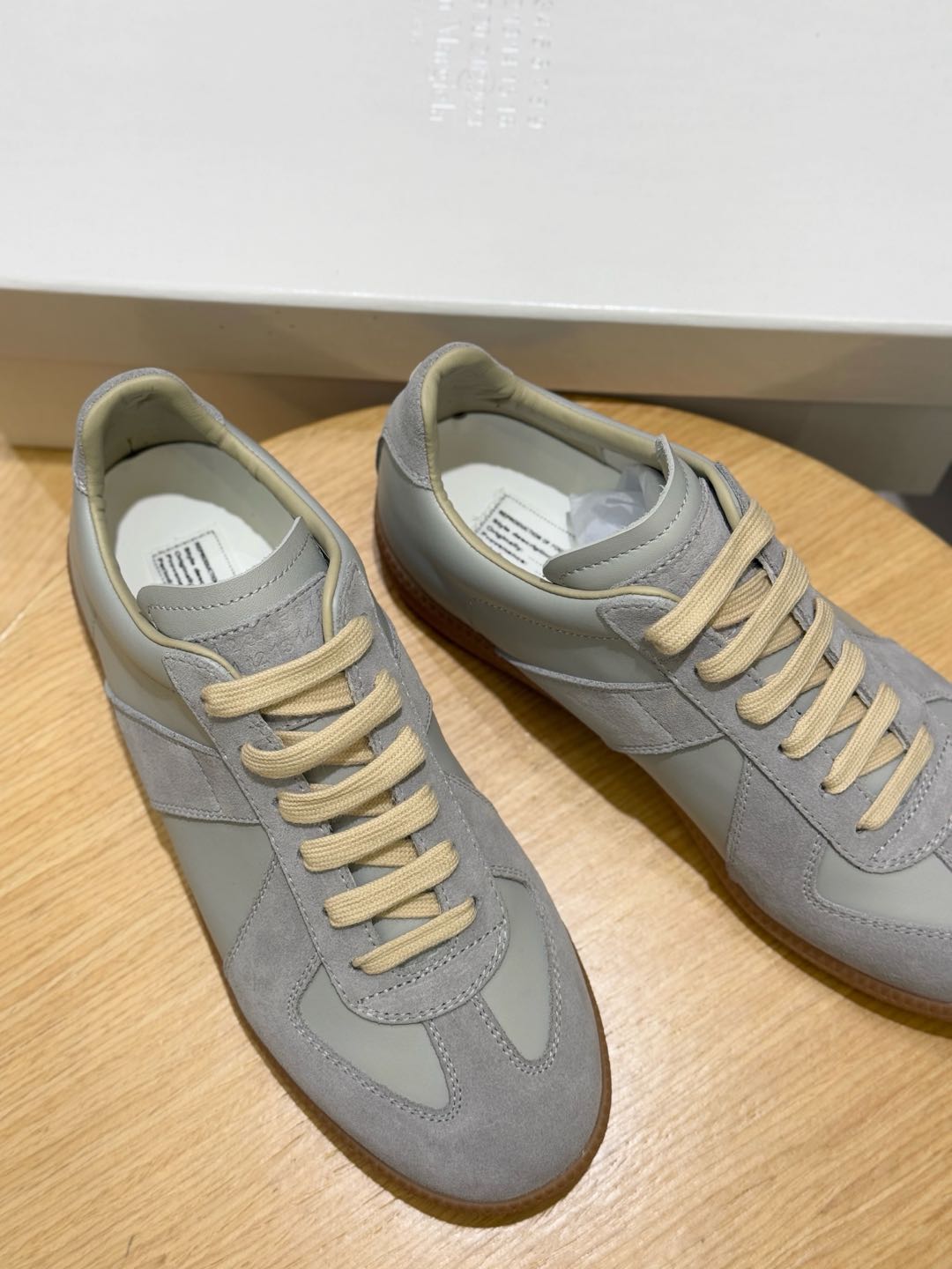 Male Basic Shoes M-l-s