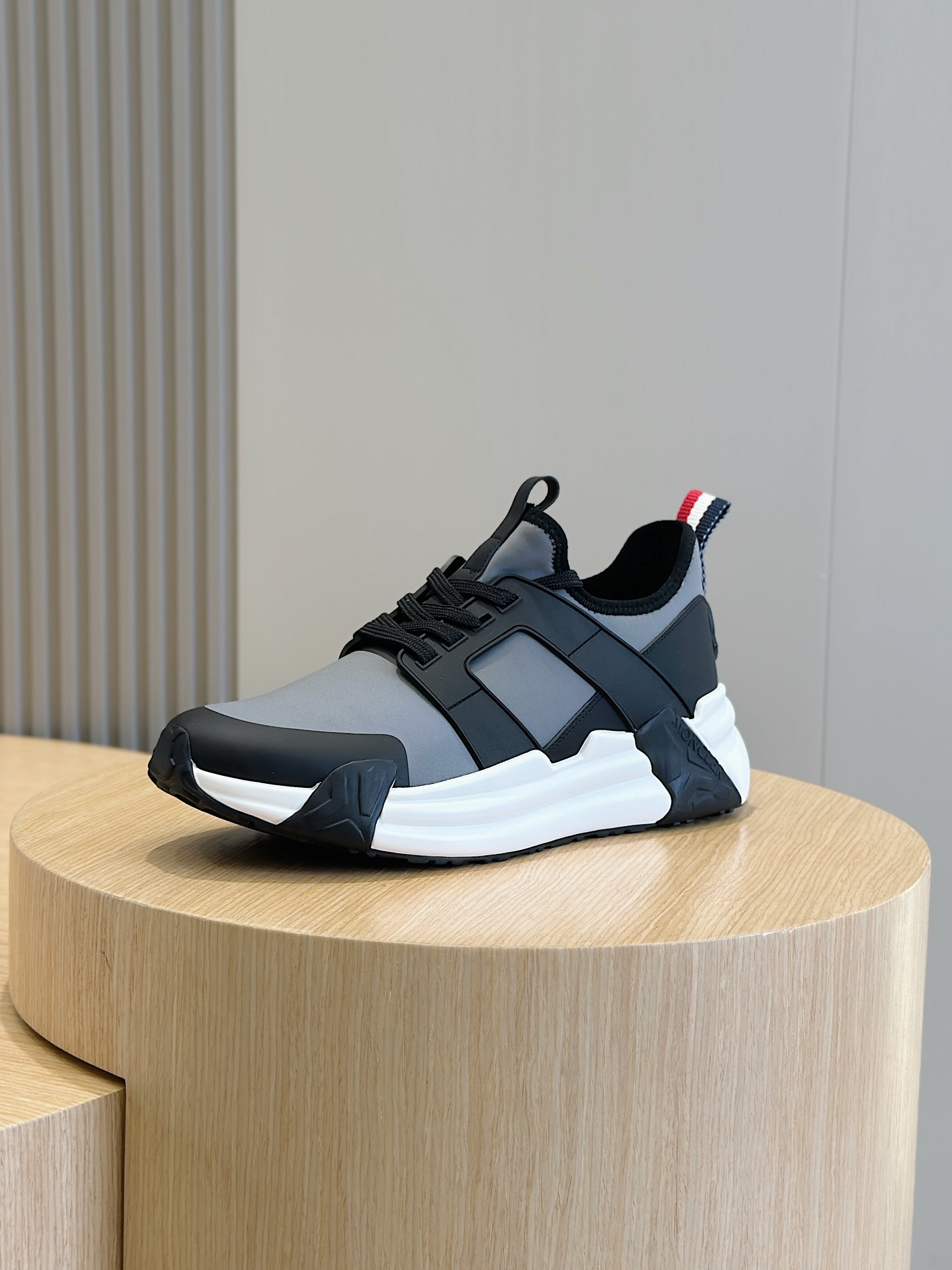 Moncler Sneakers M-l-s