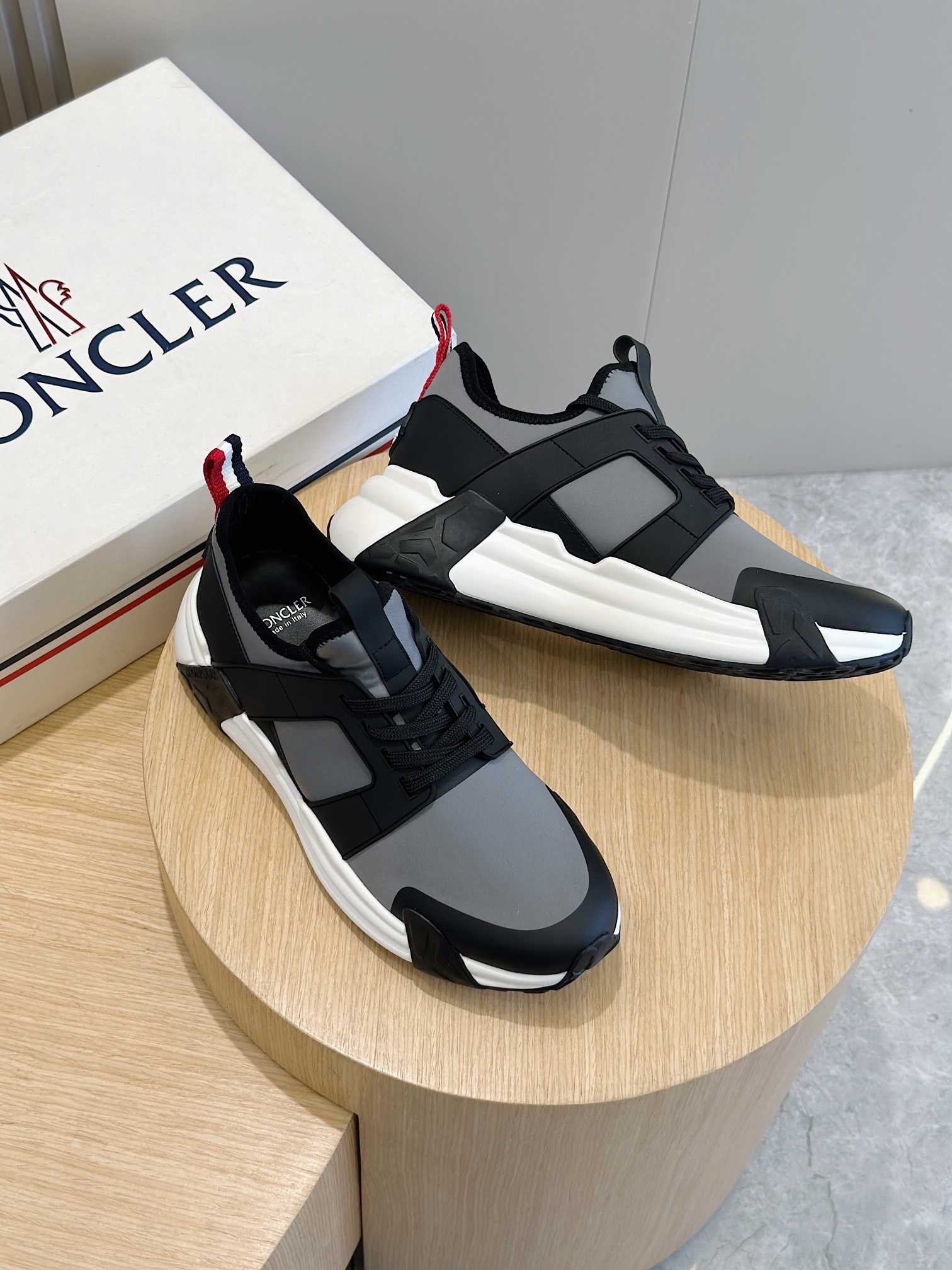 Moncler Sneakers M-l-s