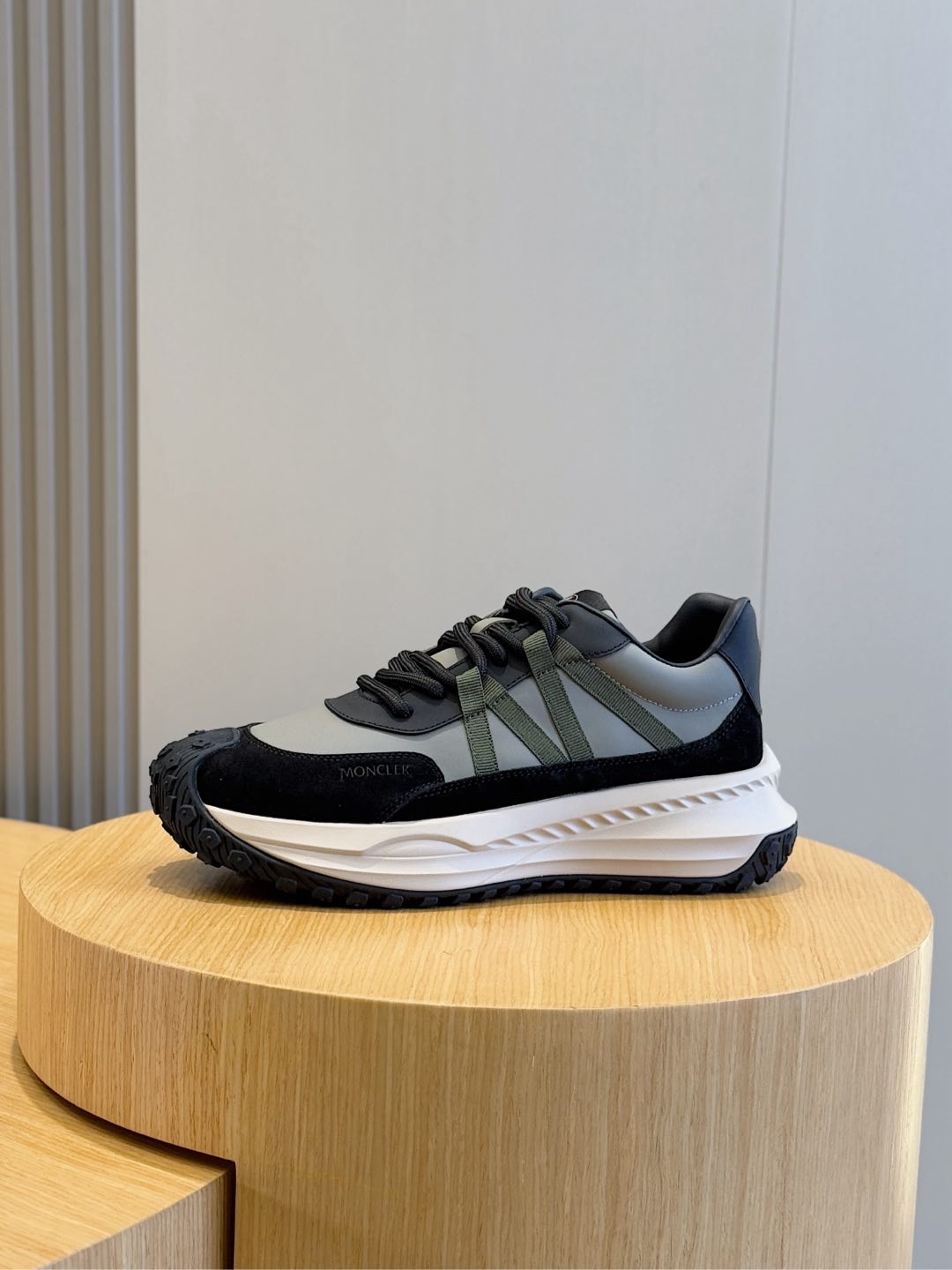 Moncler Male Sneakers M-l-s