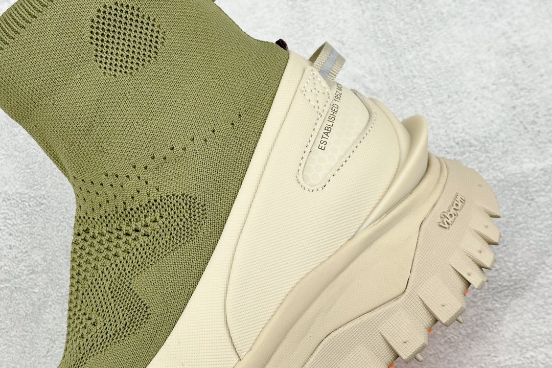 Moncler Basic Shoes M-l