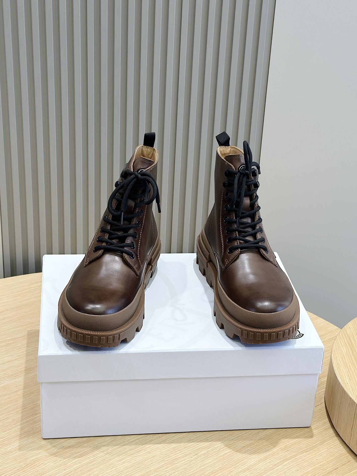 Moncler Male Basic Shoes M-l-s