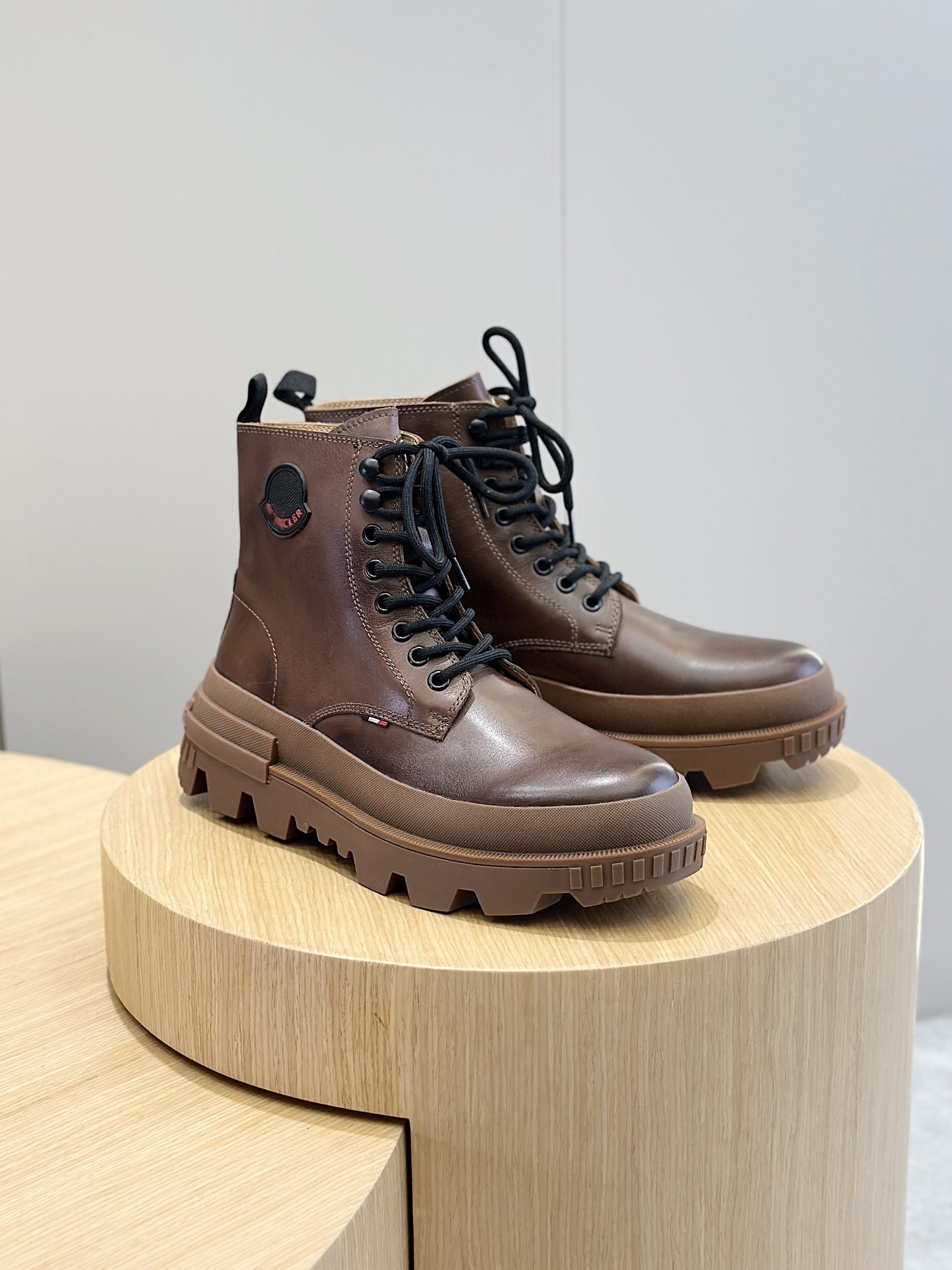 Moncler Male Basic Shoes M-l-s