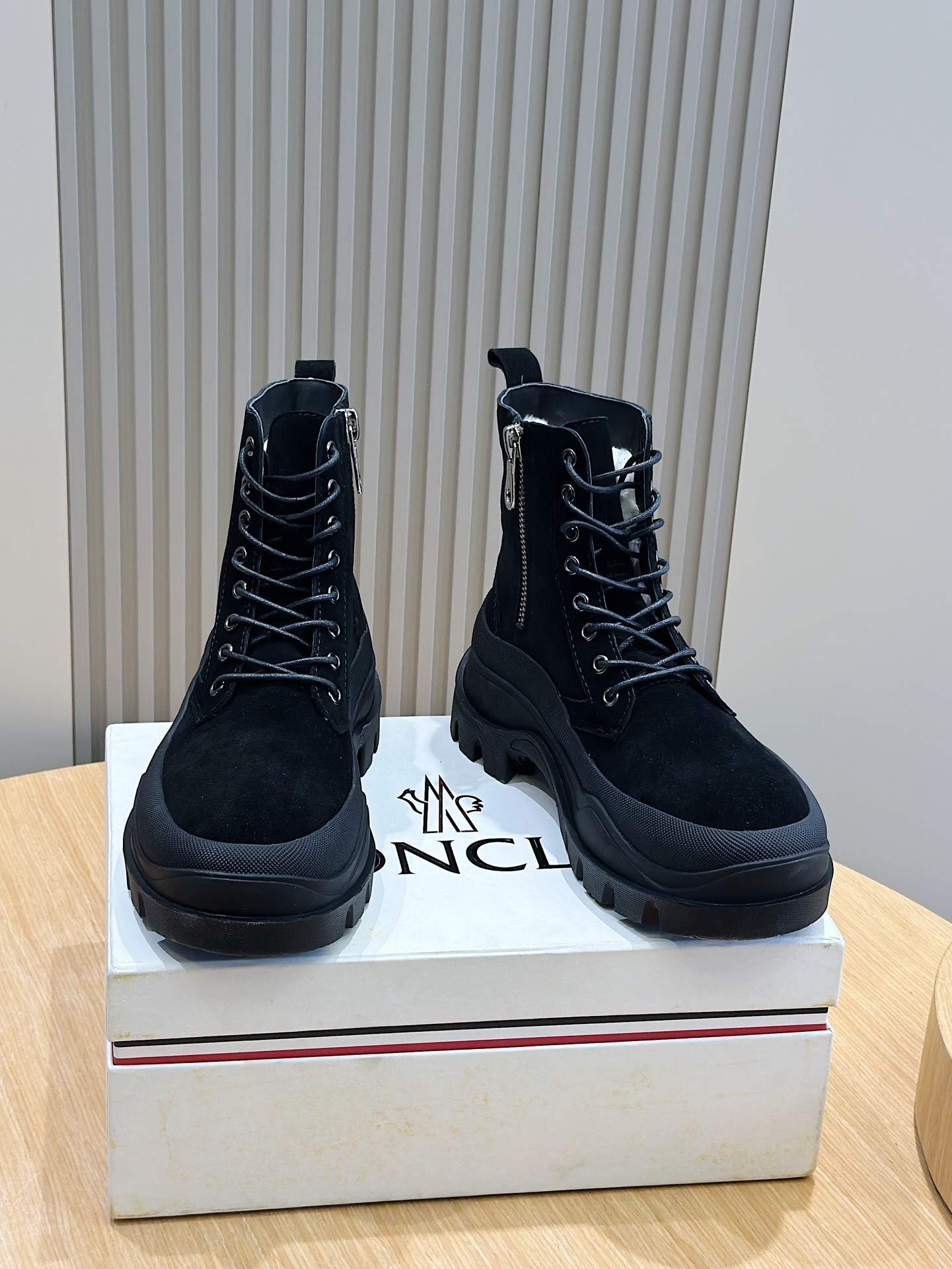 Moncler Male Basic Shoes M-l-s