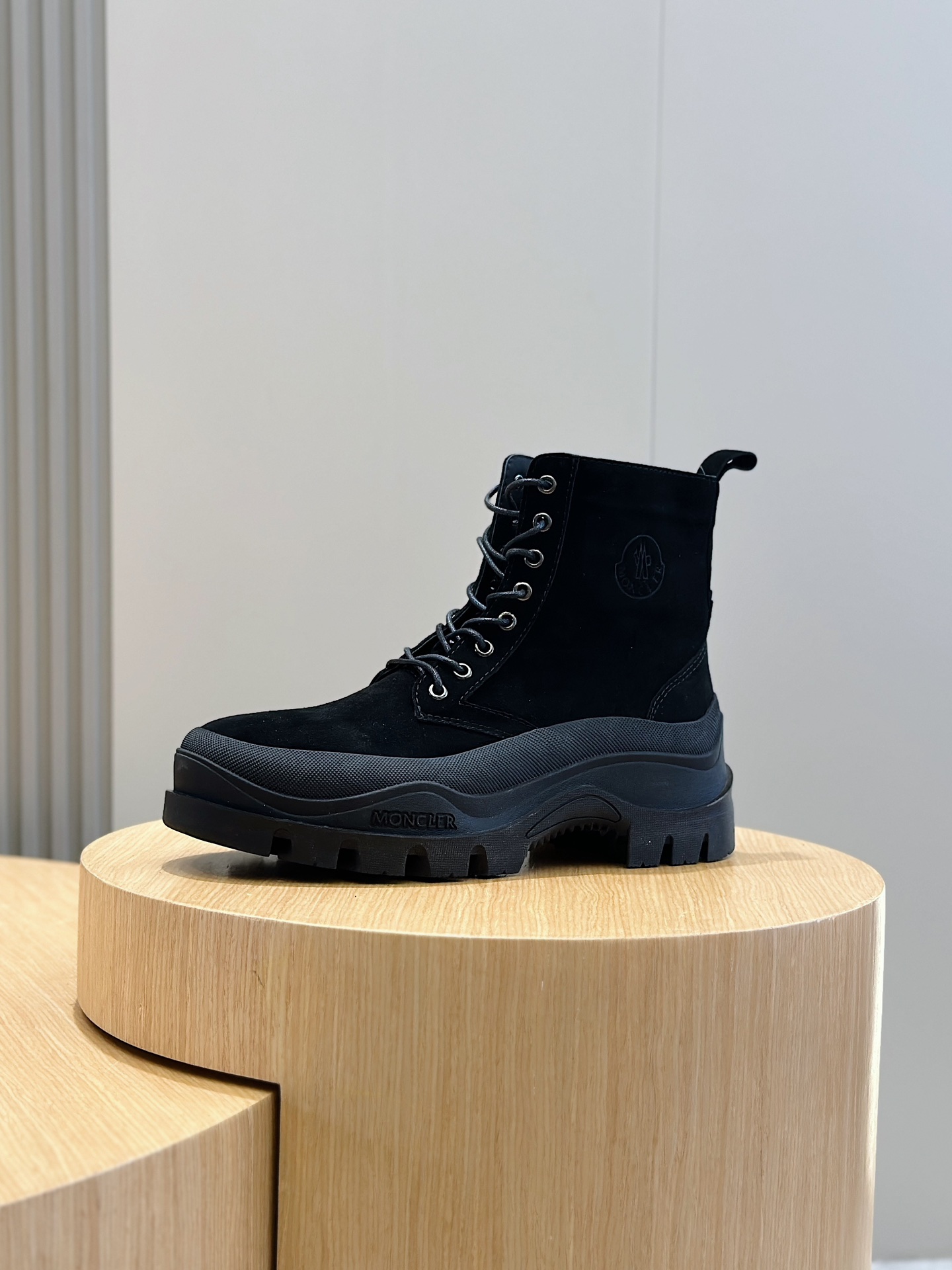 Moncler Male Basic Shoes M-l-s