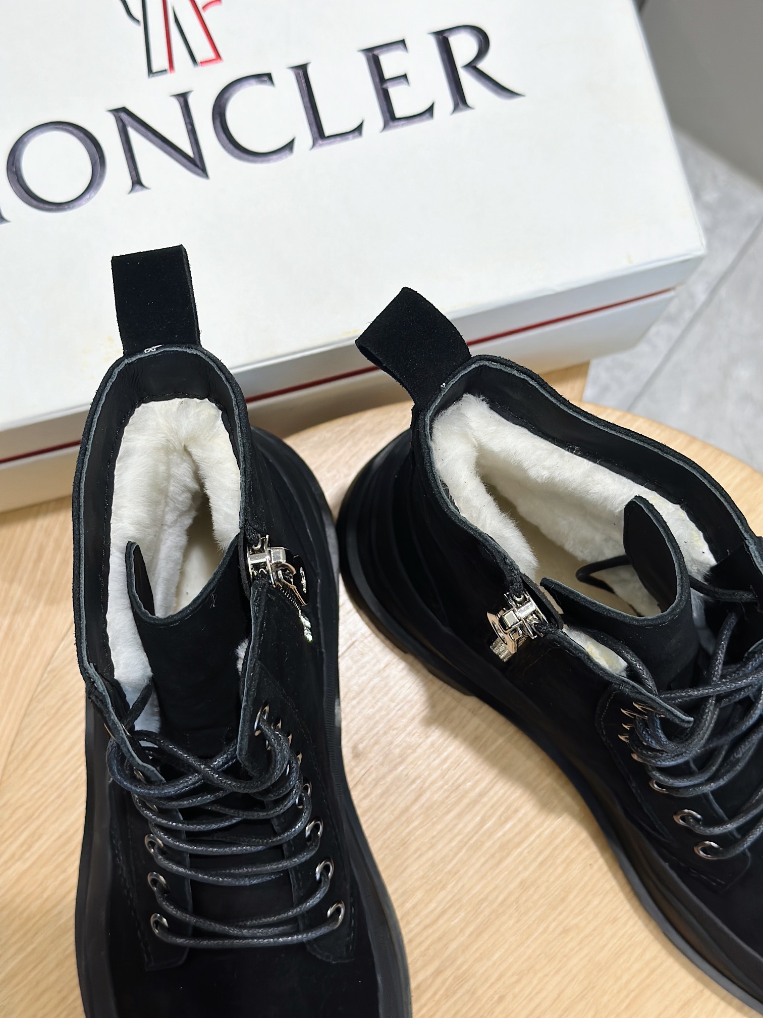 Moncler Male Basic Shoes M-l-s