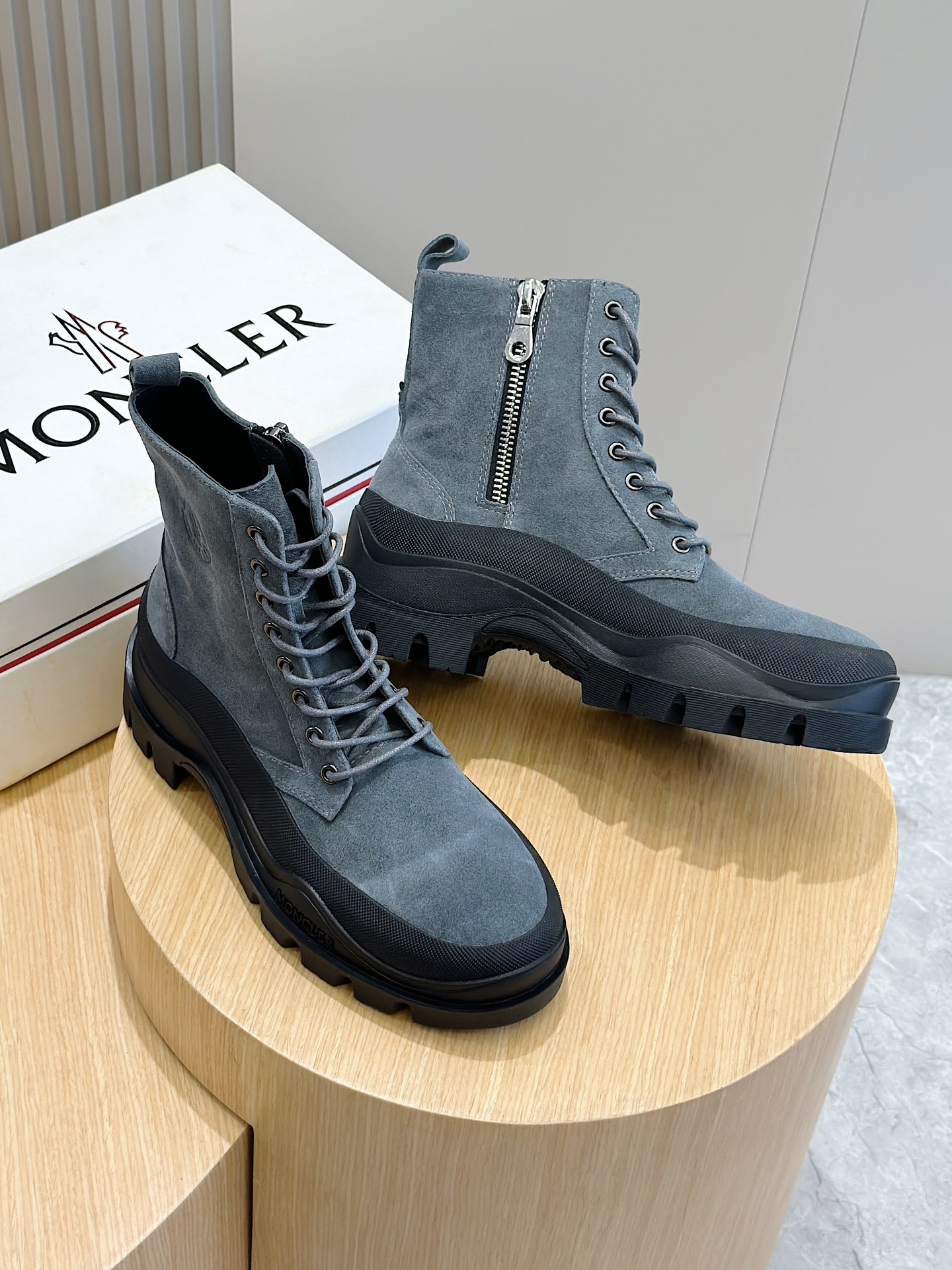 Moncler Male Basic Shoes M-l-s