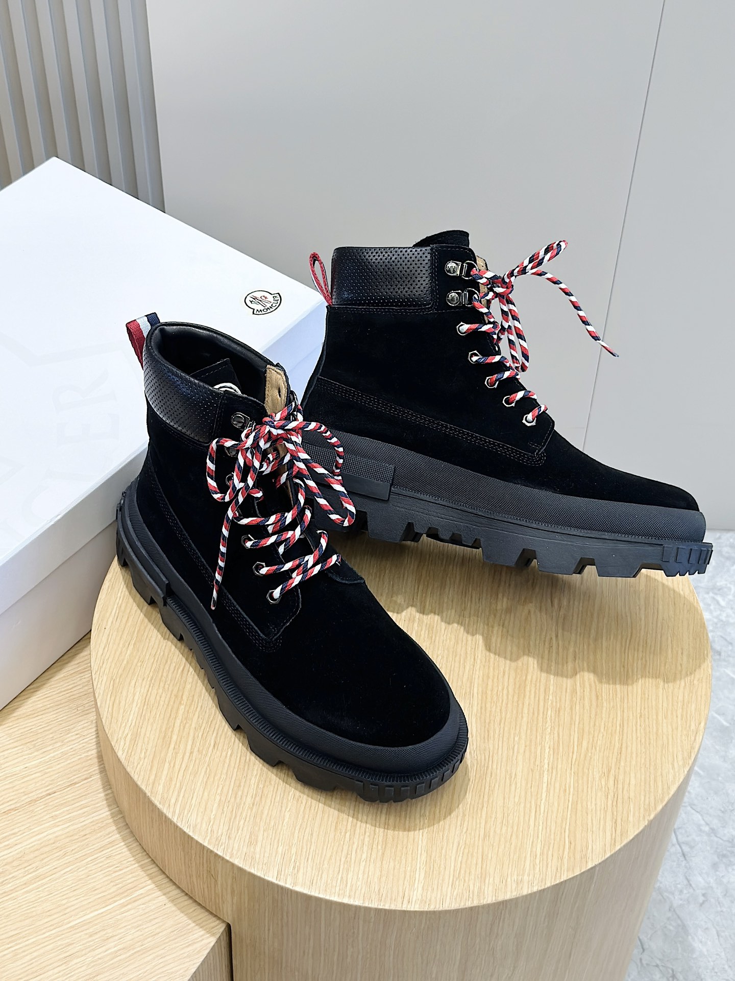 Dr. Martens Moncler Male Boots Cow Leather M-l-s