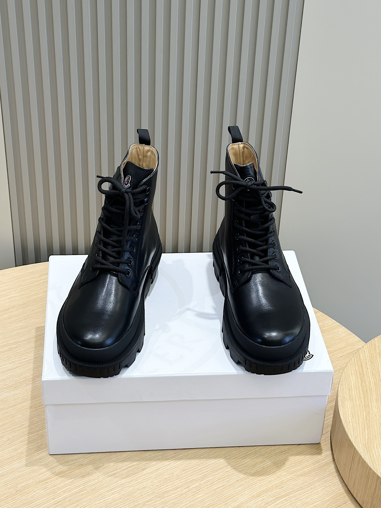 Dr. Martens Moncler Male Boots Cow Leather M-l-s