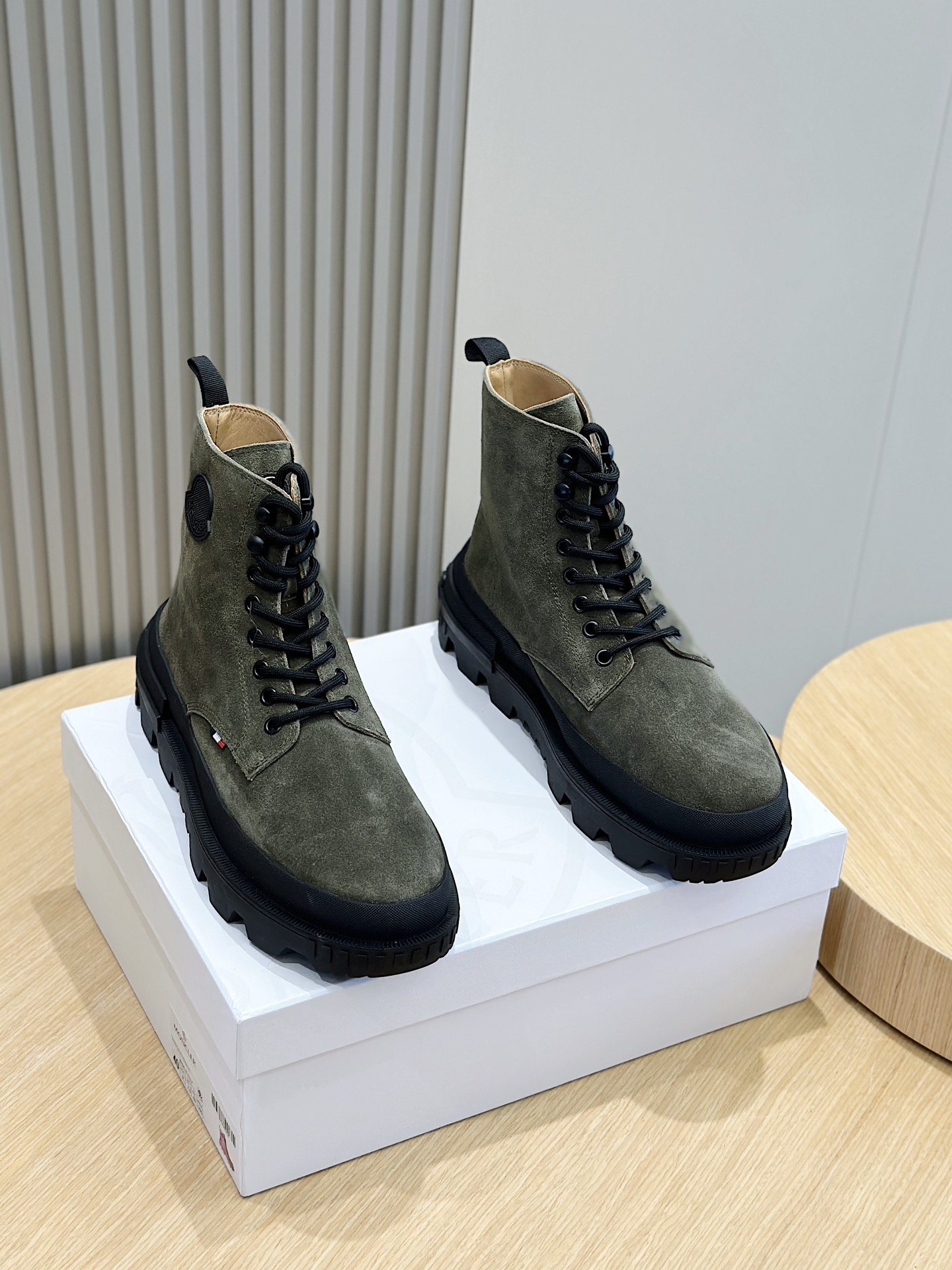 Dr. Martens Moncler Male Boots Cow Leather M-l-s