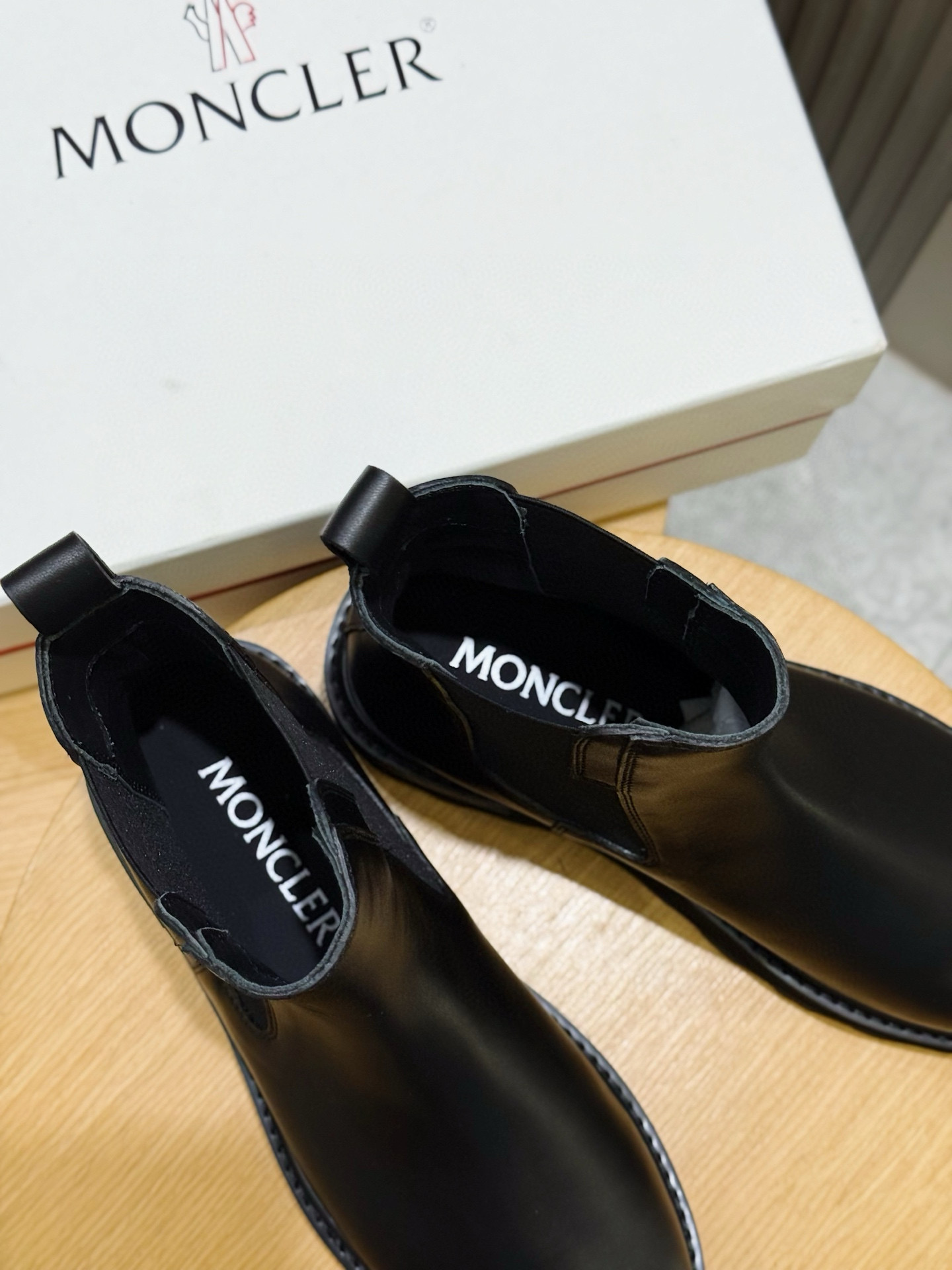 Dr. Martens Moncler Male Boots Cow Leather M-l-s