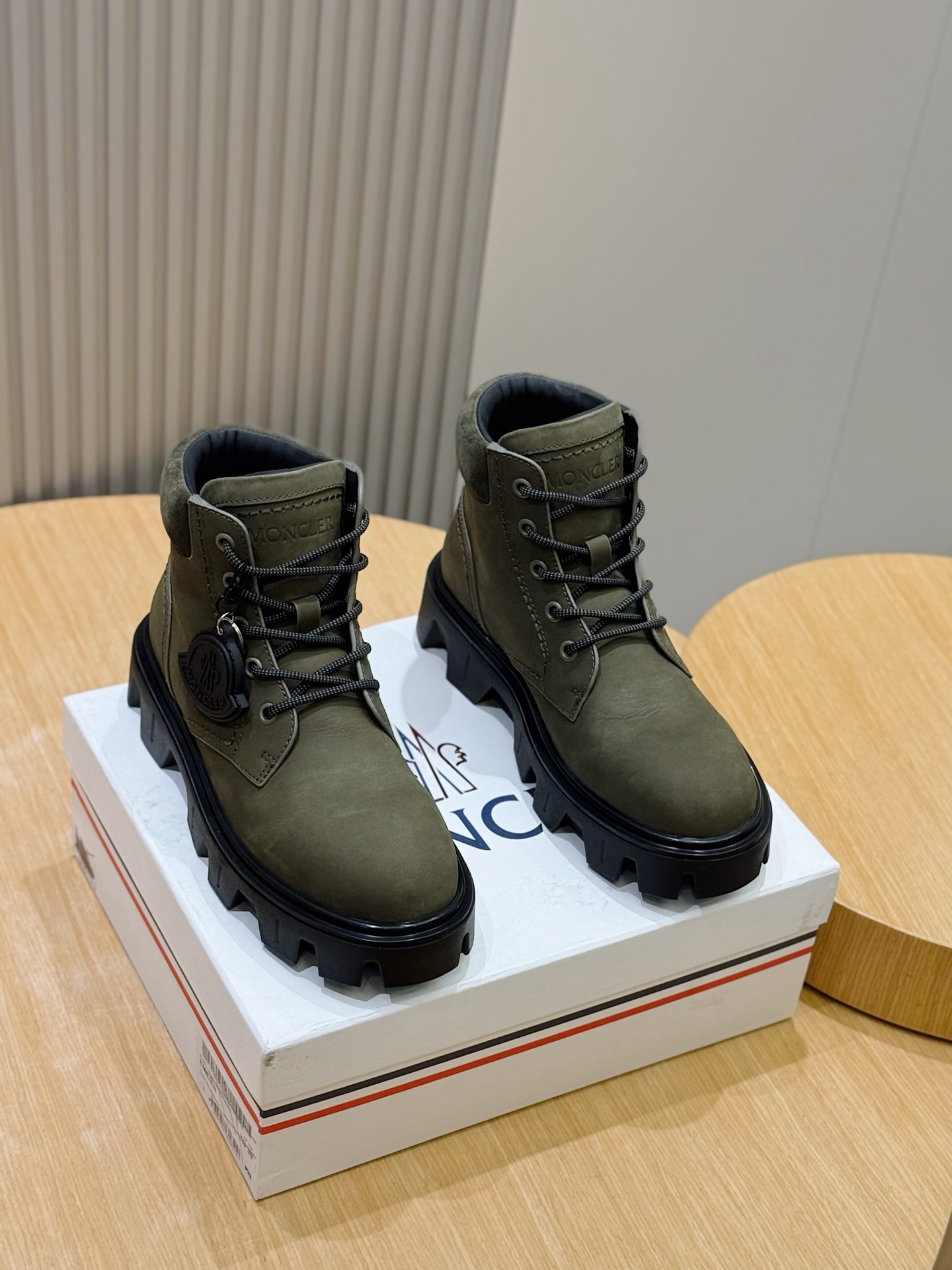 Dr. Martens Moncler Male Boots Cow Leather M-l-s