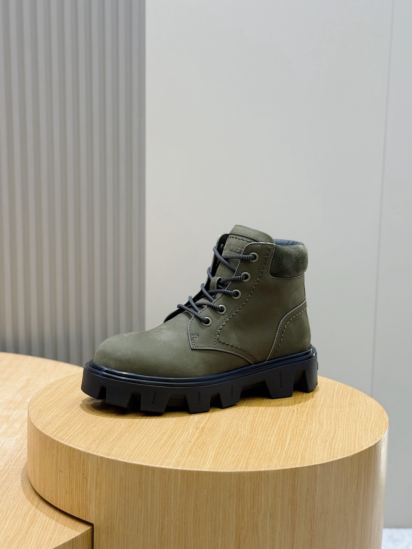 Dr. Martens Moncler Male Boots Cow Leather M-l-s