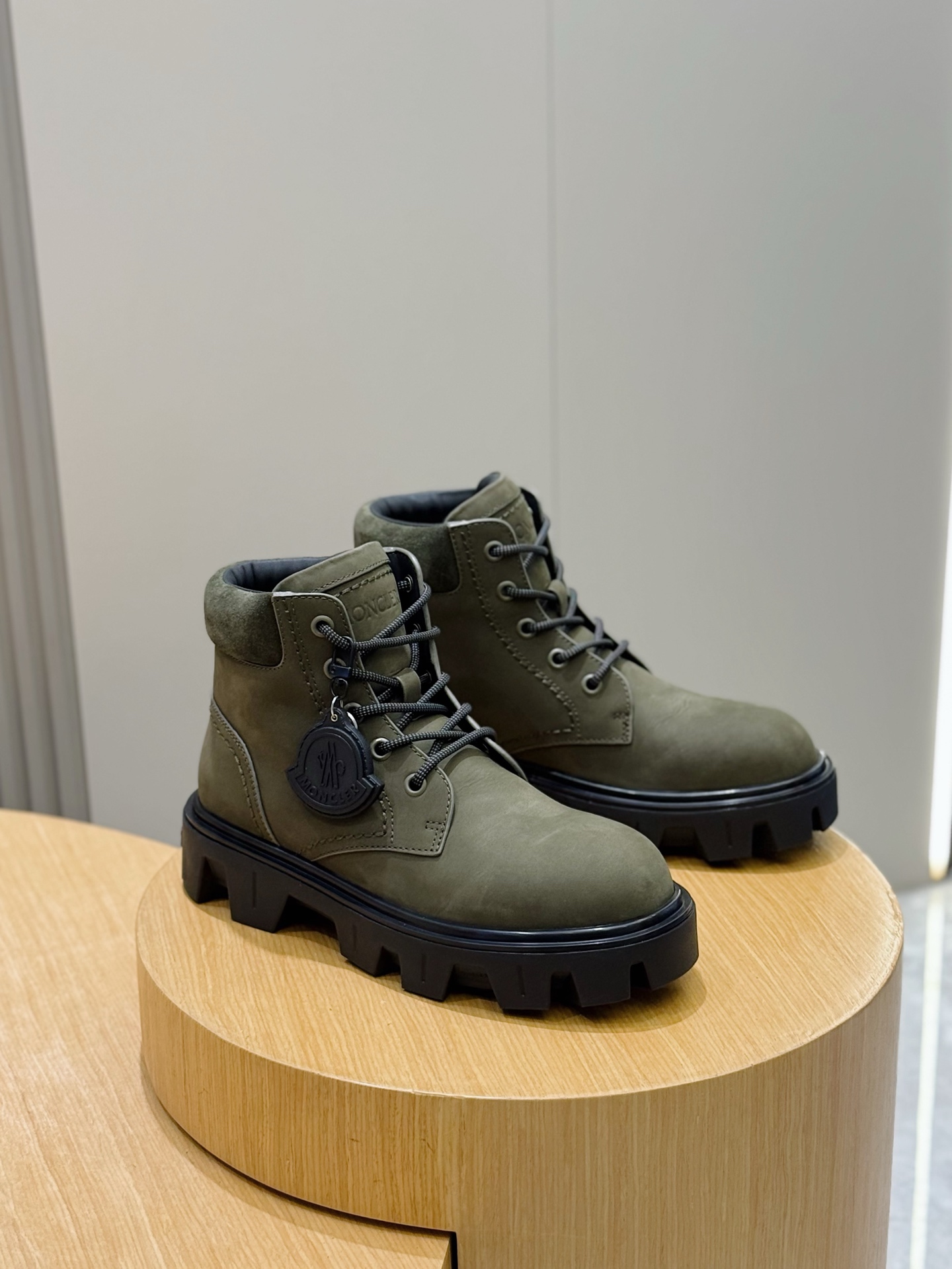 Dr. Martens Moncler Male Boots Cow Leather M-l-s