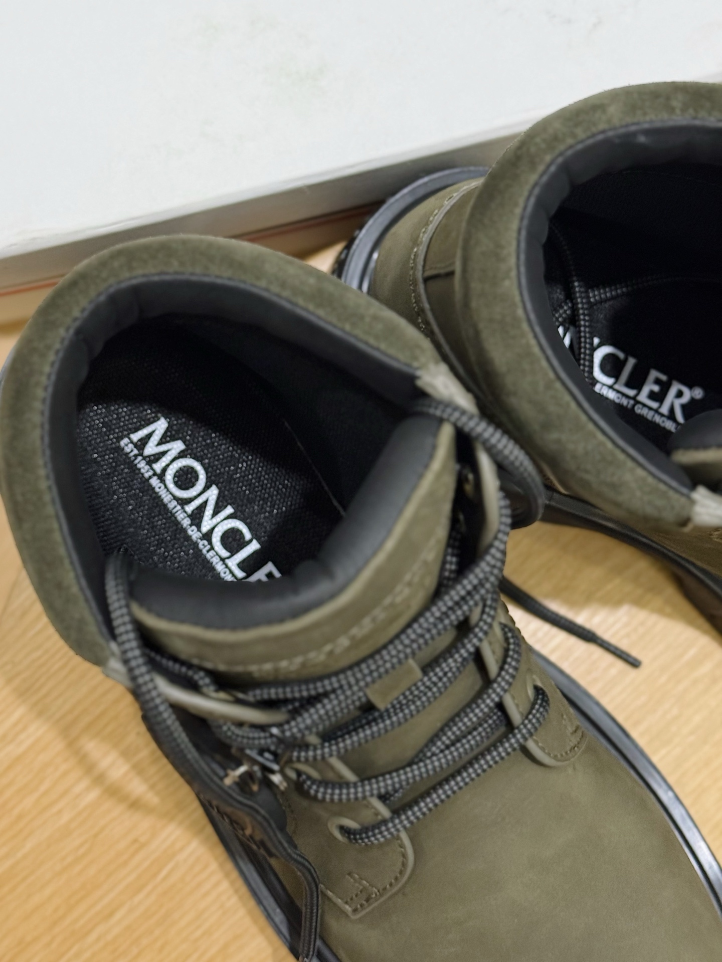 Dr. Martens Moncler Male Boots Cow Leather M-l-s