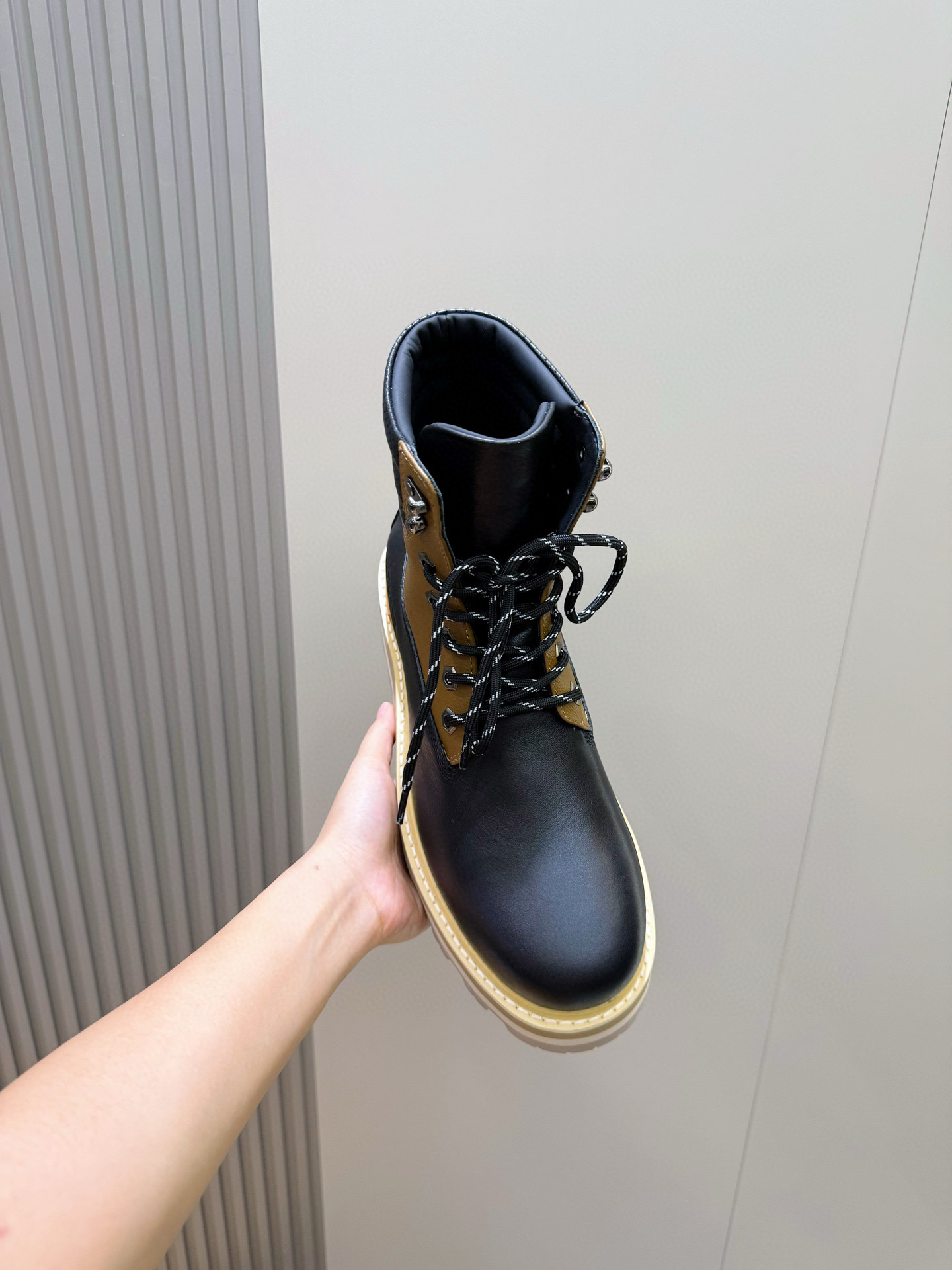 Dr. Martens Moncler Male Boots Cow Leather M-l-s