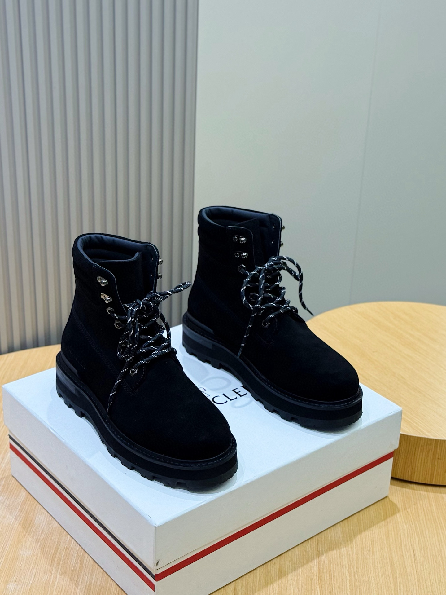 Dr. Martens Moncler Male Boots Cow Leather M-l-s