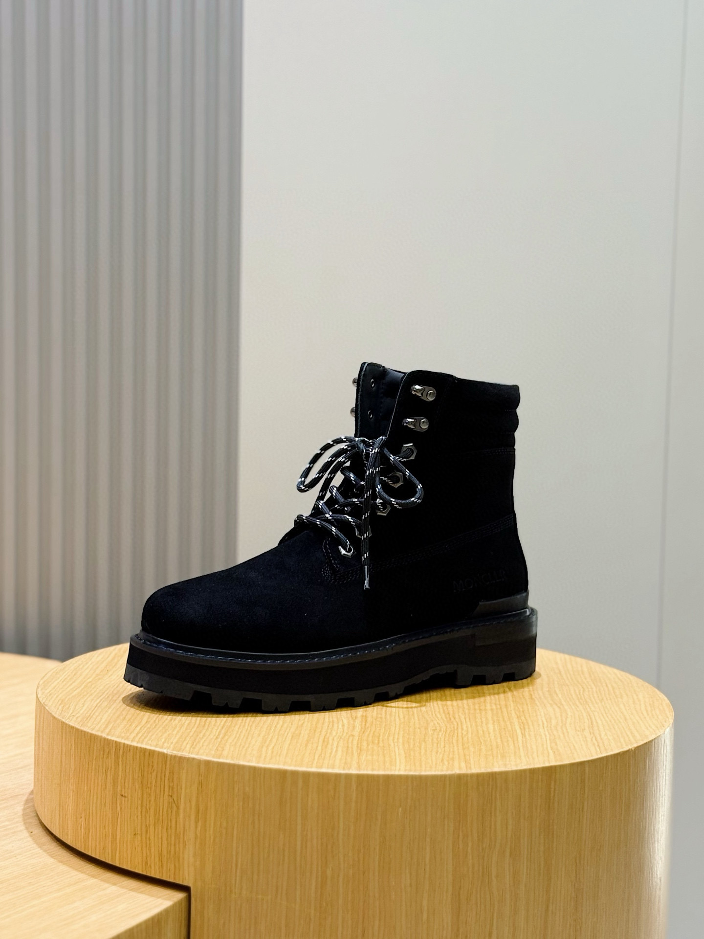 Dr. Martens Moncler Male Boots Cow Leather M-l-s