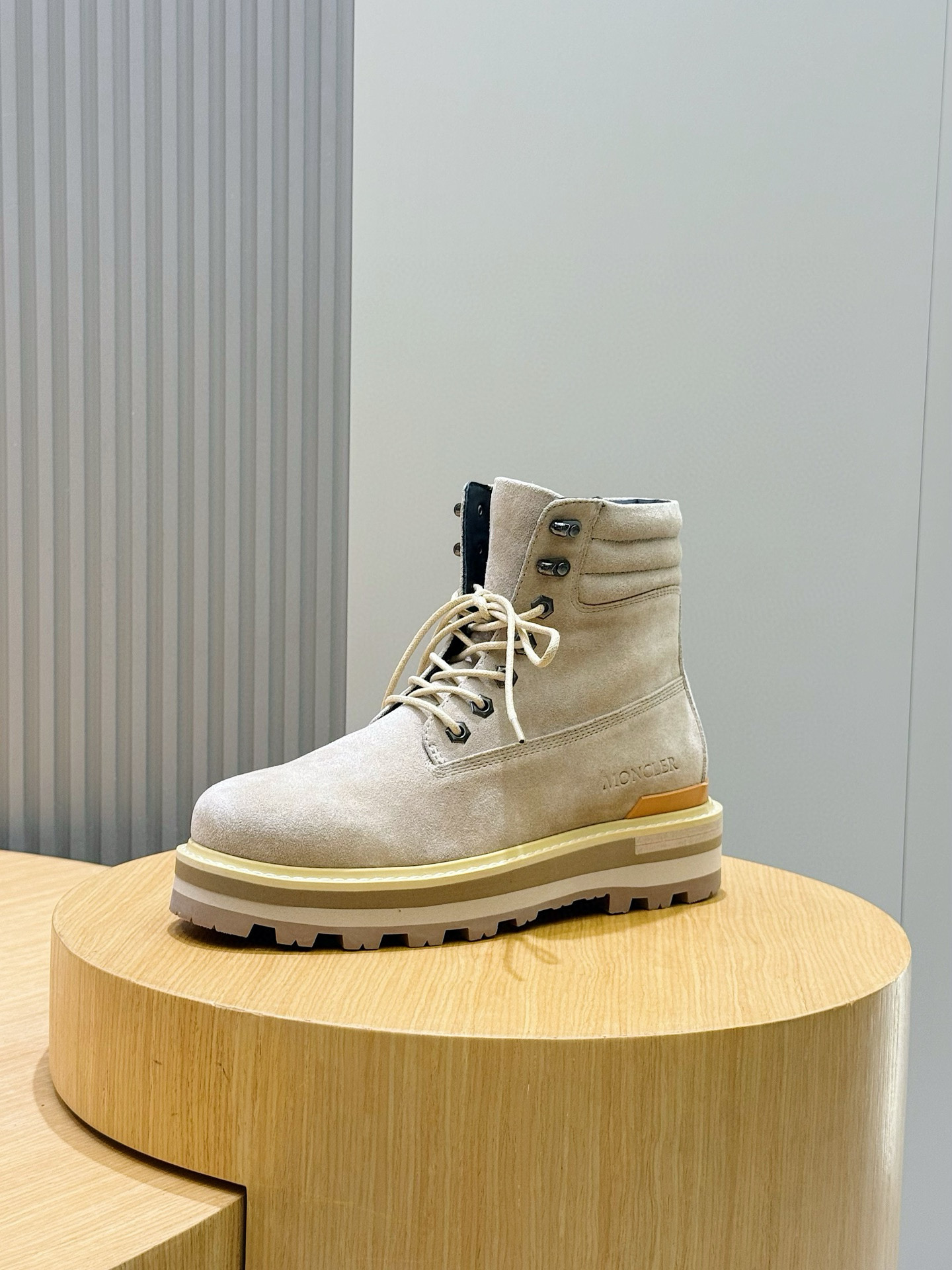 Dr. Martens Moncler Male Boots Cow Leather M-l-s