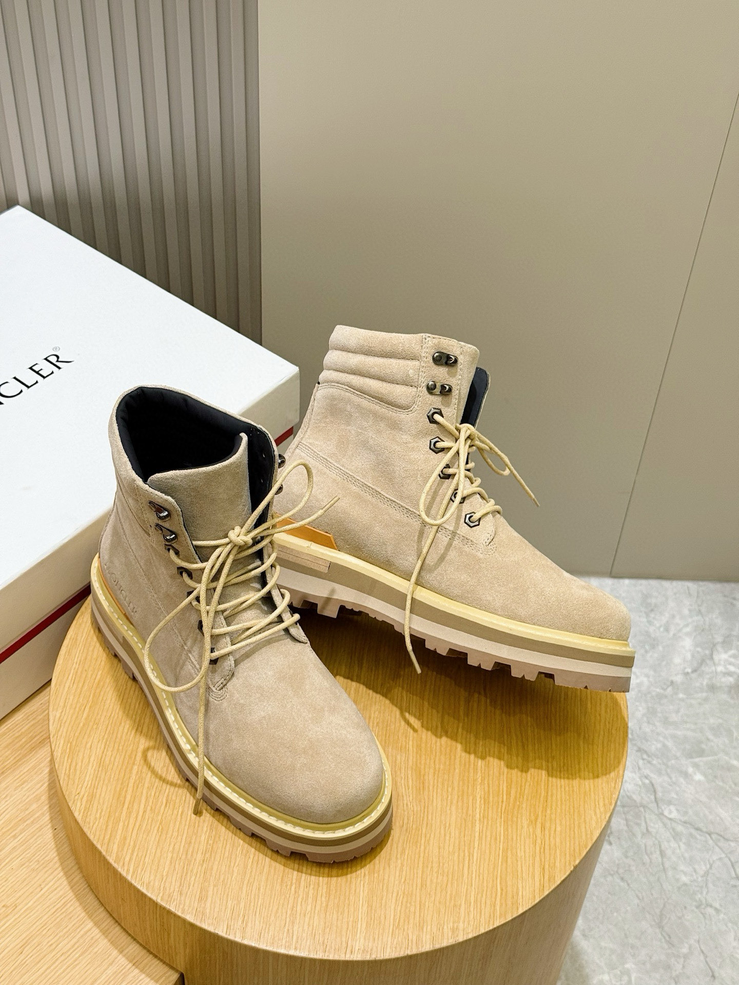 Dr. Martens Moncler Male Boots Cow Leather M-l-s