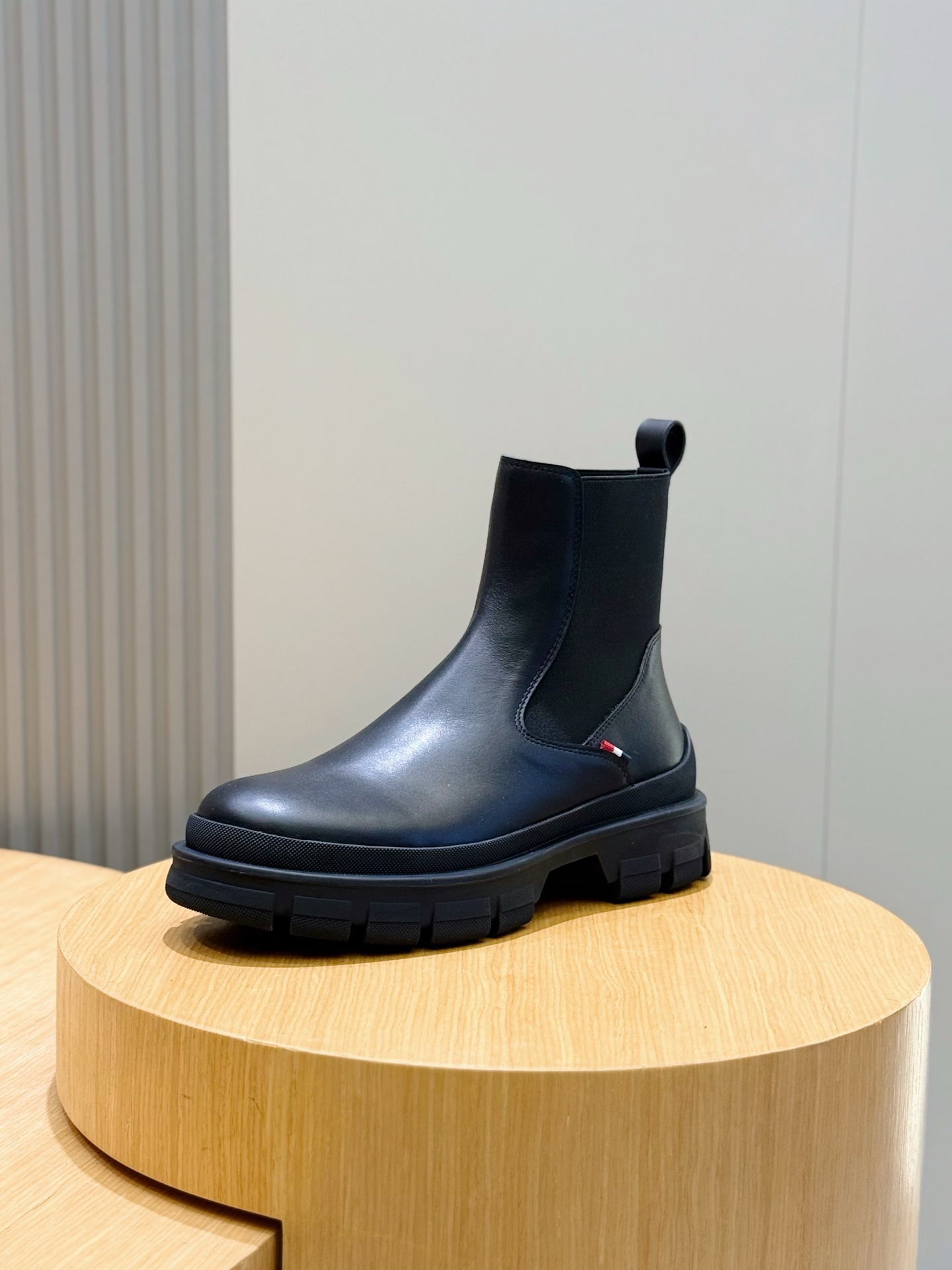 Dr. Martens Moncler Male Boots Cow Leather M-l-s