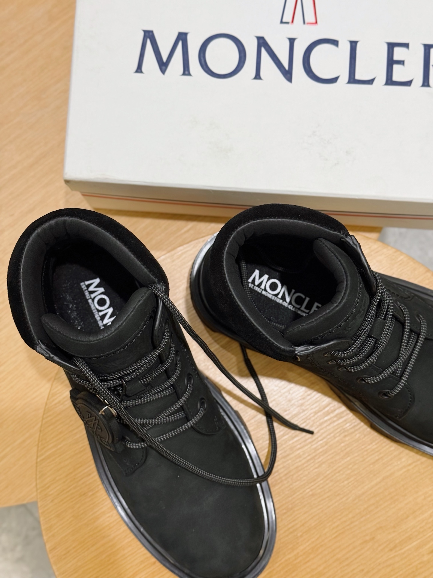 Dr. Martens Male Boots Cow Leather M-l-s