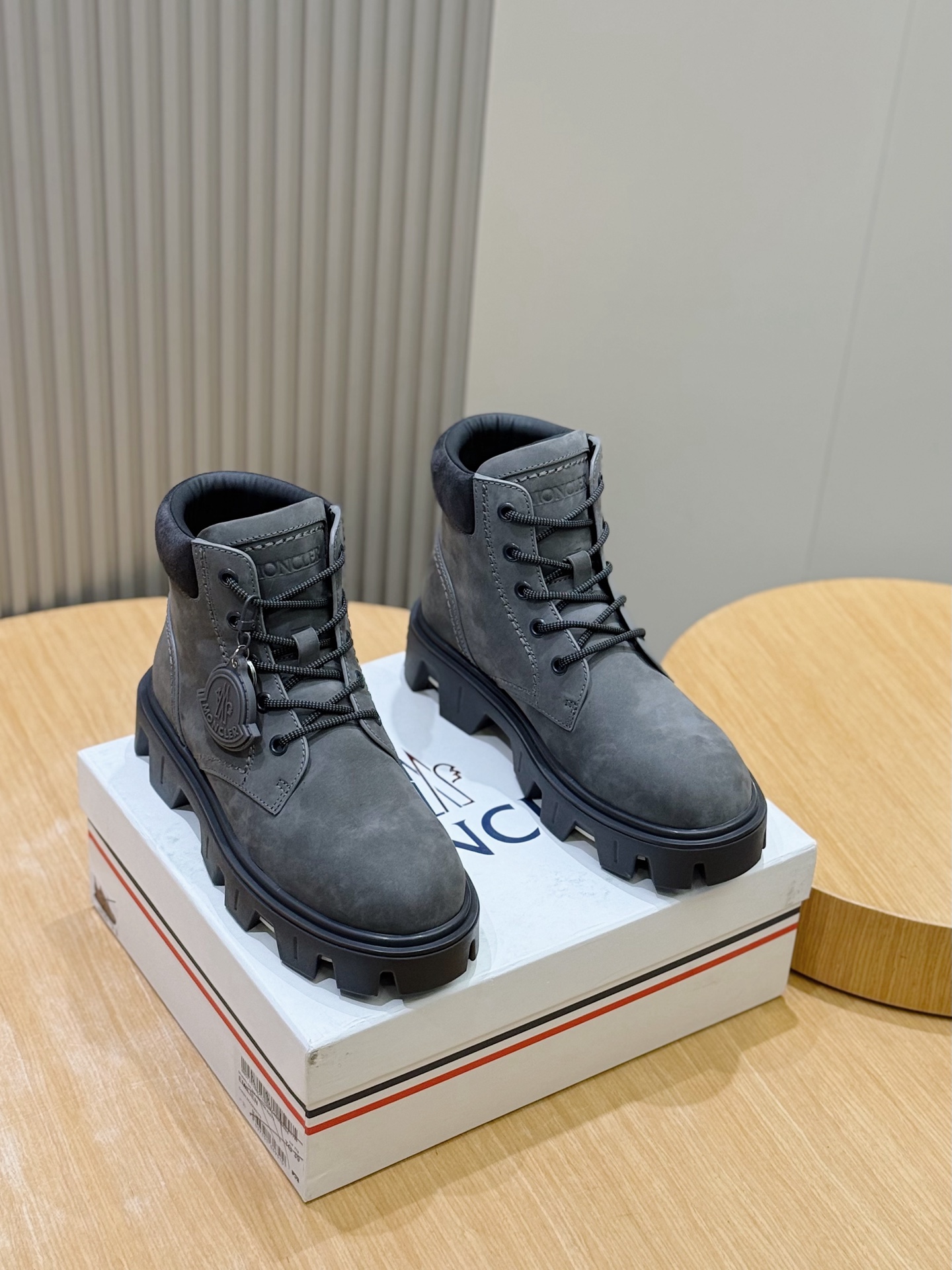 Dr. Martens Male Boots Cow Leather M-l-s