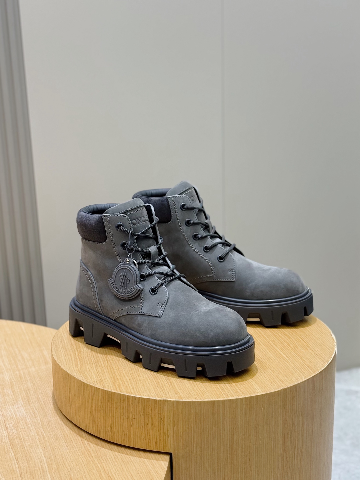 Dr. Martens Male Boots Cow Leather M-l-s