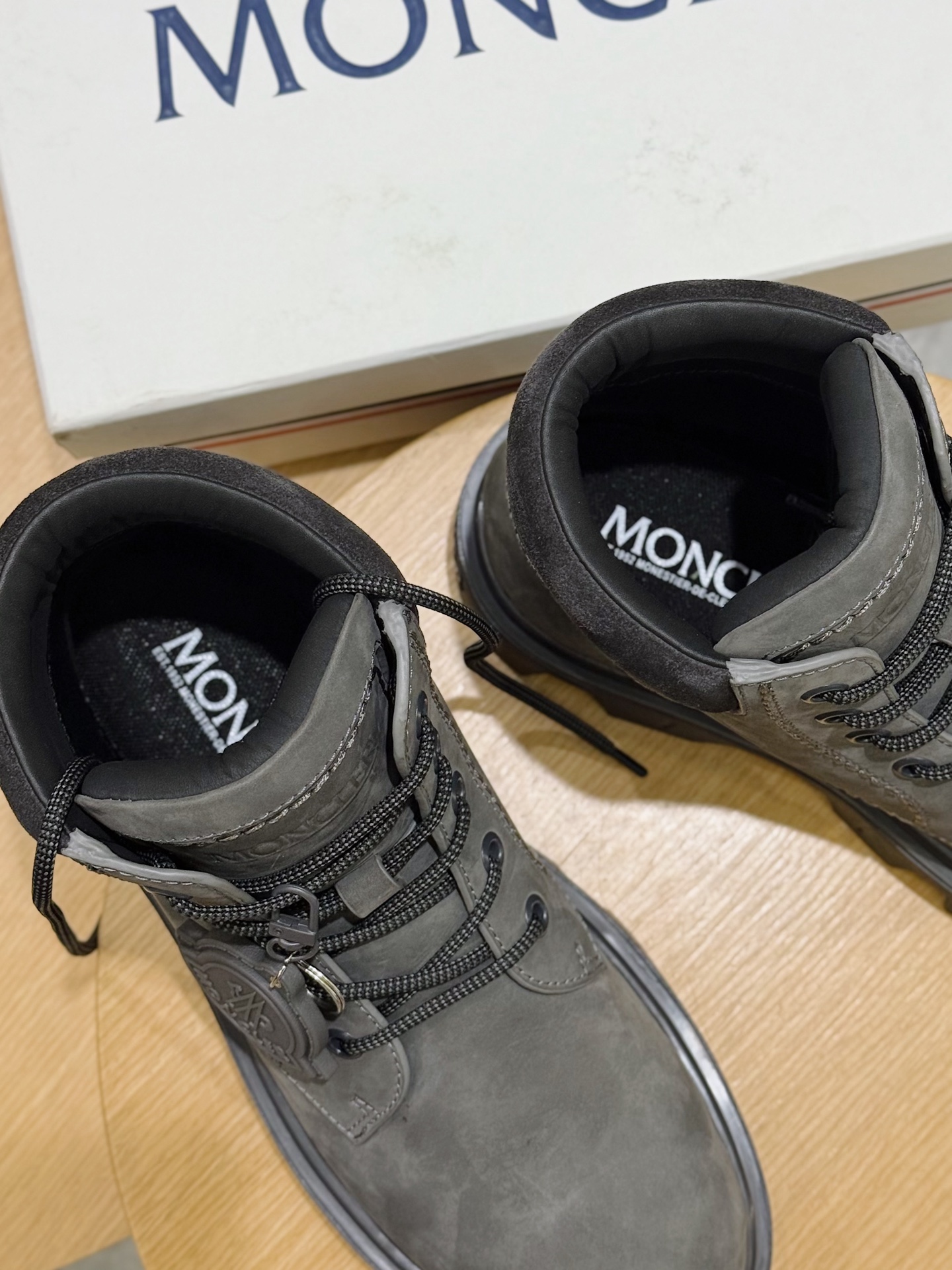 Dr. Martens Male Boots Cow Leather M-l-s