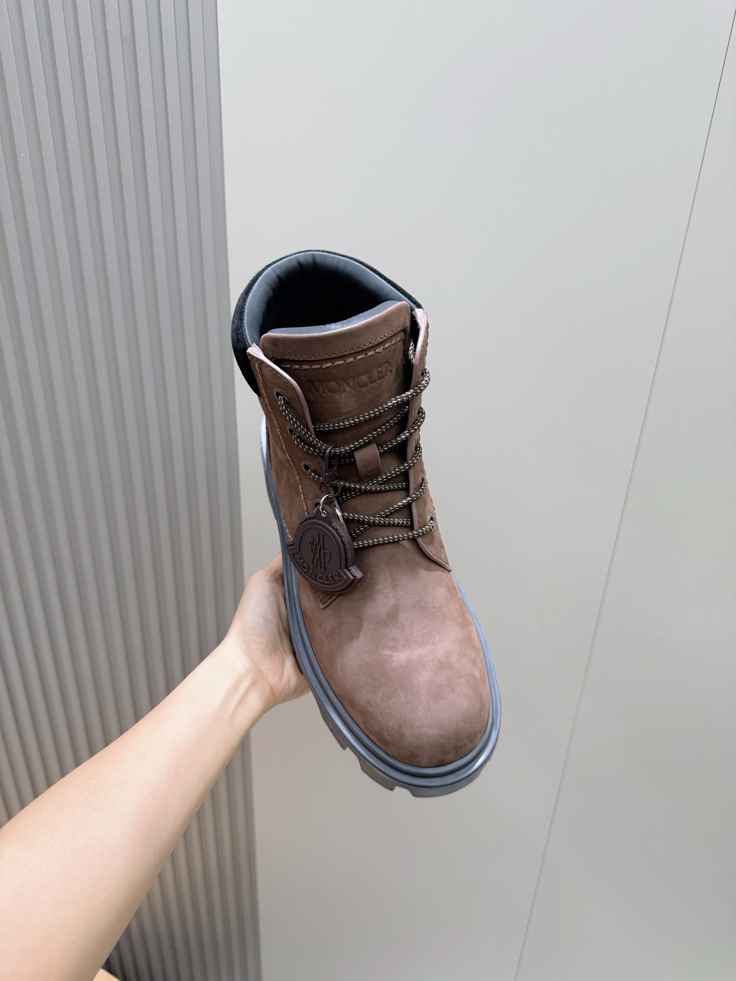 Dr. Martens Male Boots Cow Leather M-l-s