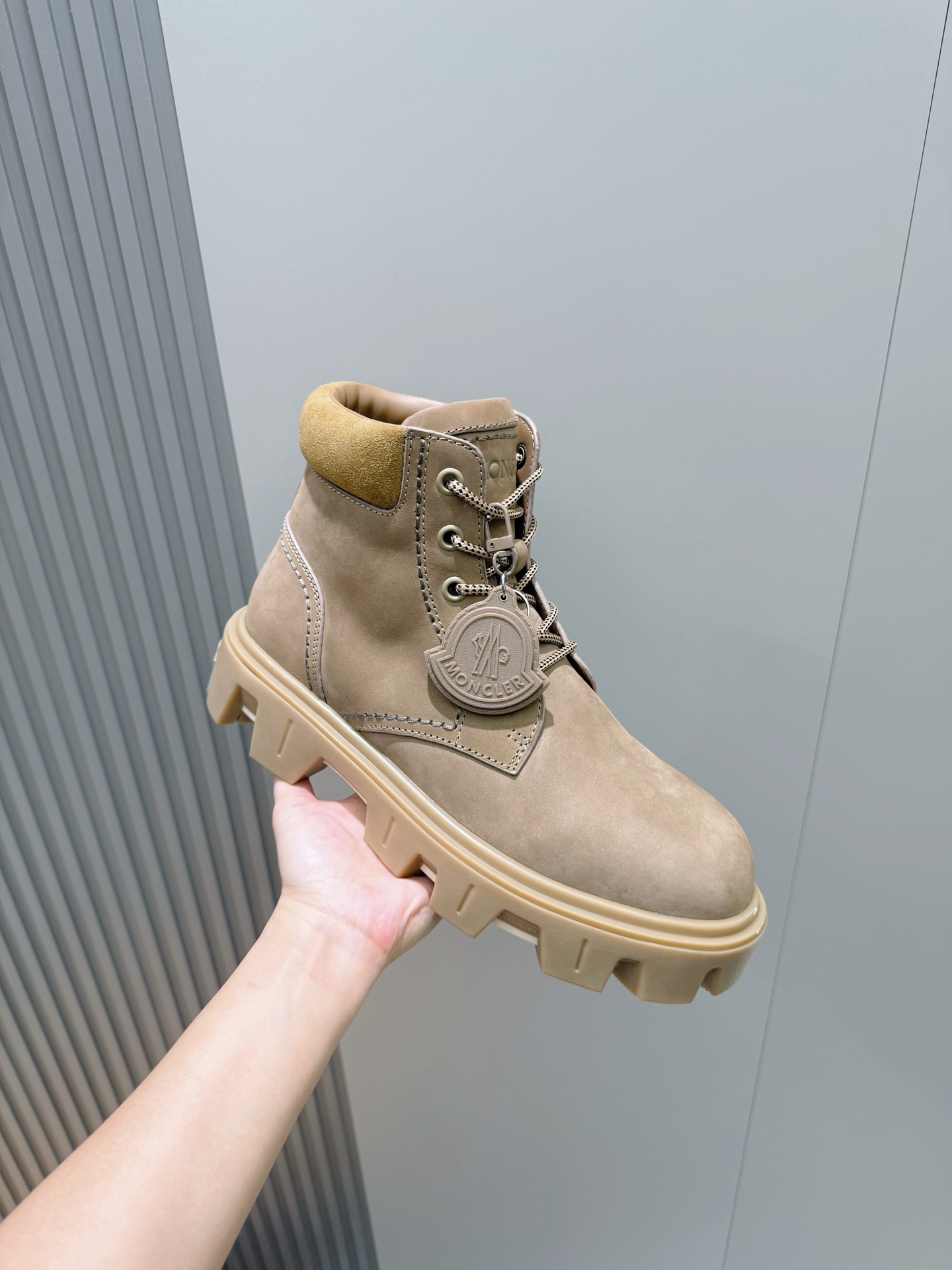 Dr. Martens Male Boots Cow Leather M-l-s