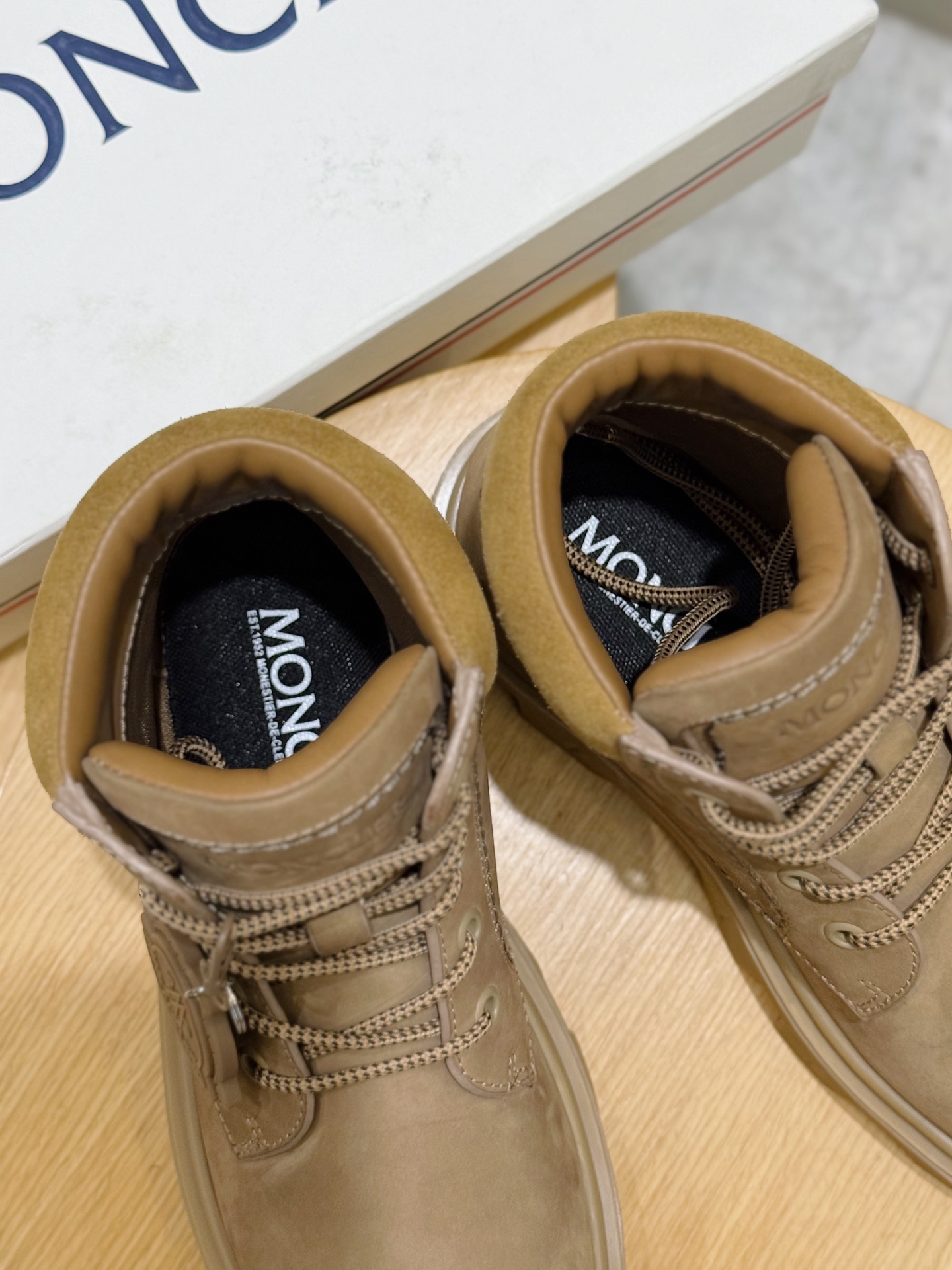 Dr. Martens Male Boots Cow Leather M-l-s