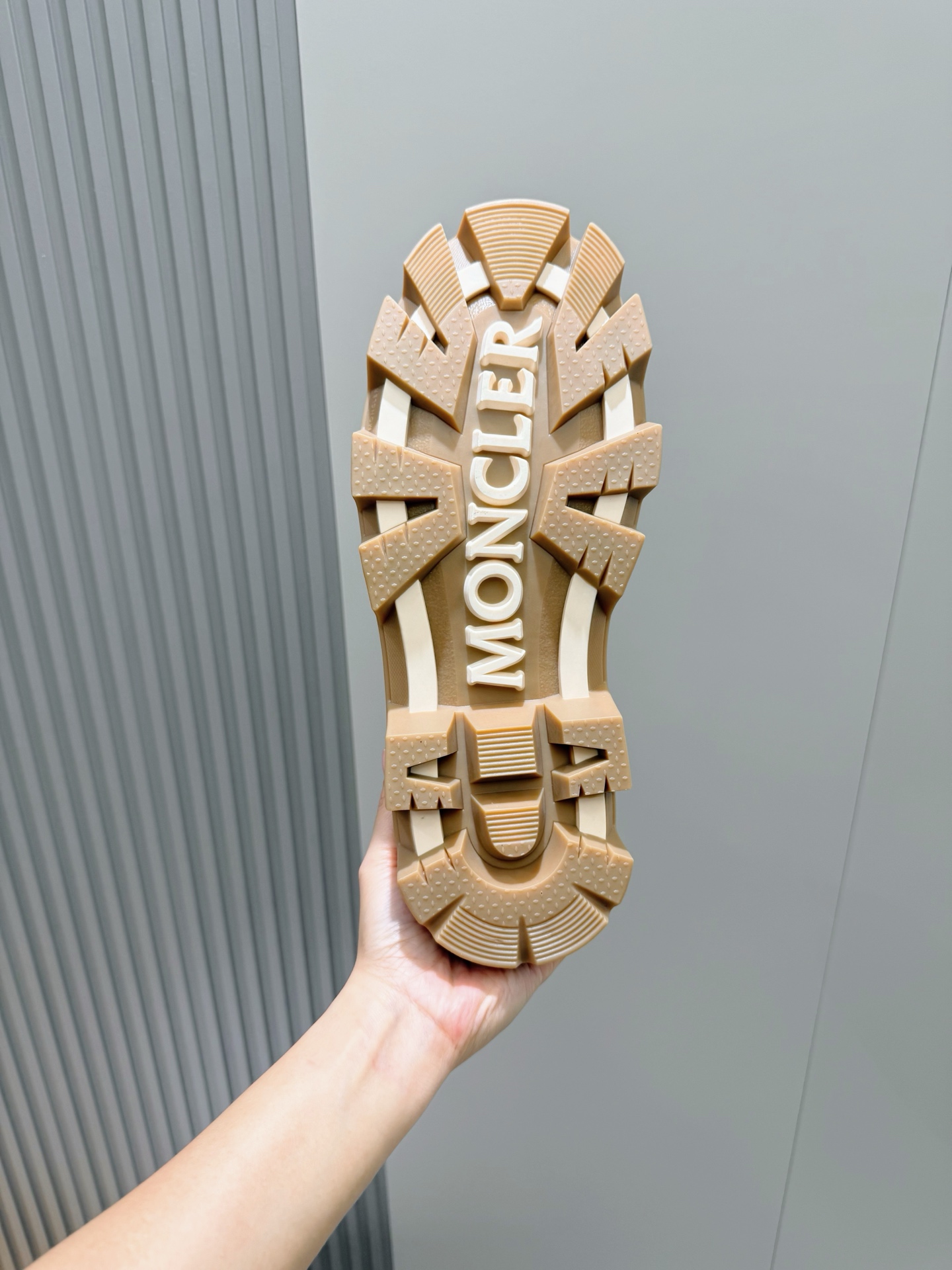 Dr. Martens Male Boots Cow Leather M-l-s