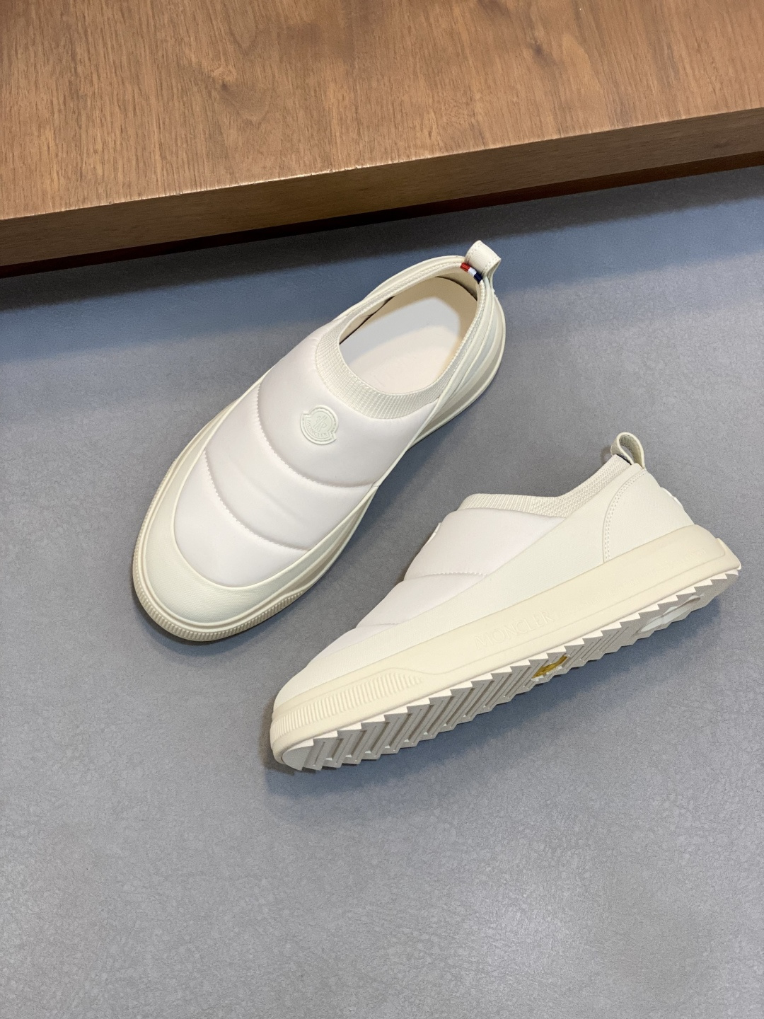 Moncler Couple Sneakers Black M-l-s