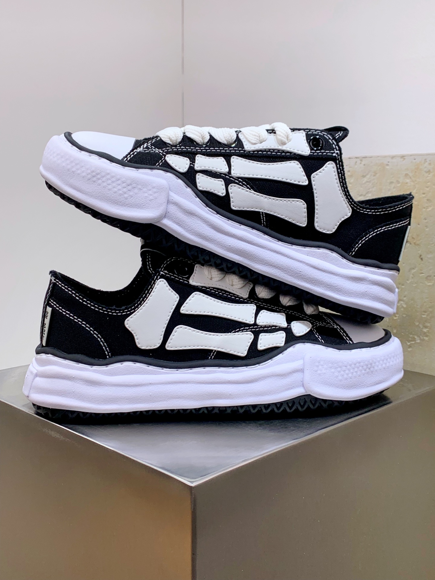 Amiri Couple Board Shoes M-l-s