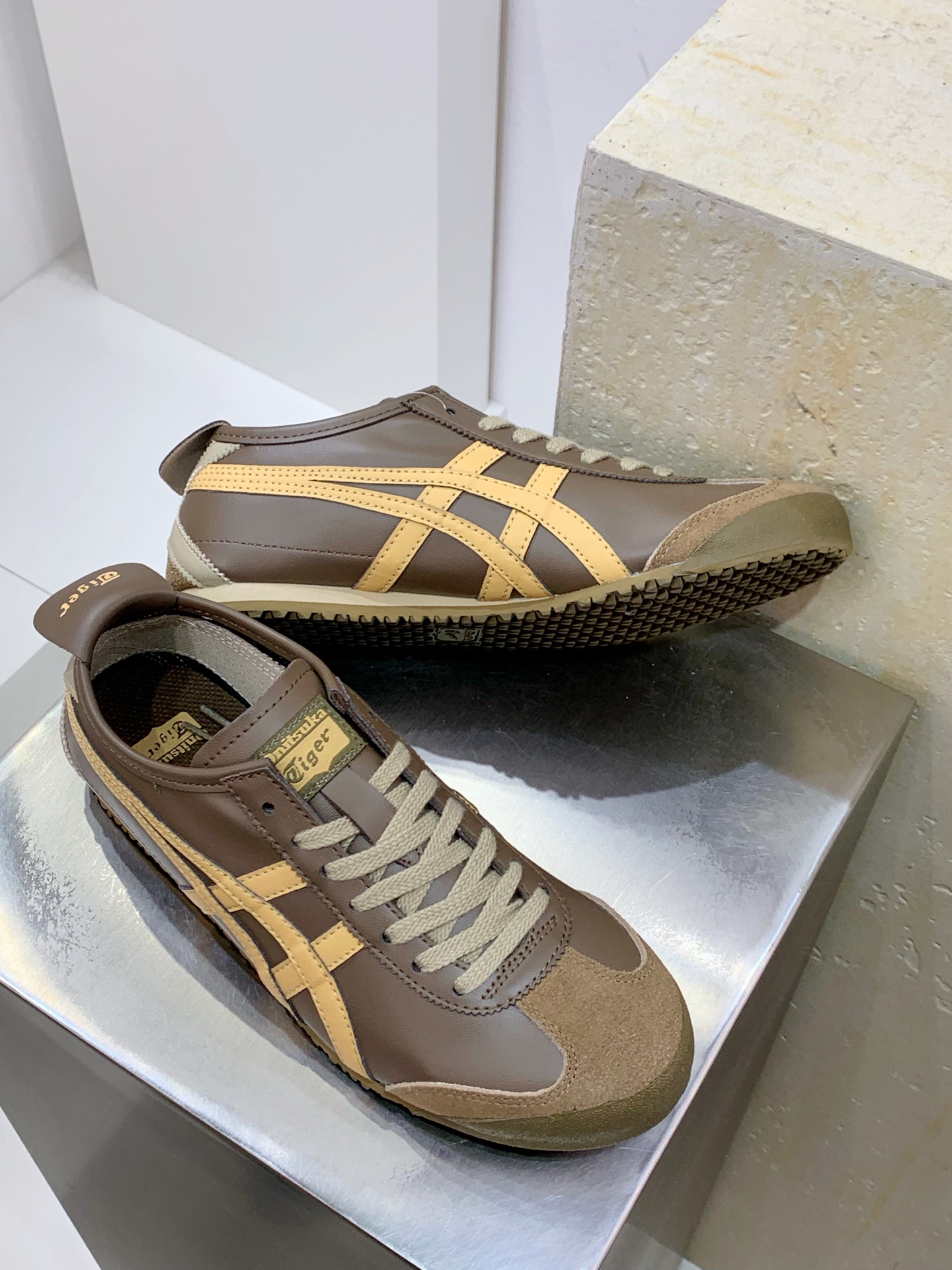 Asics Onitsuka Tiger Basic Shoes M-l-s