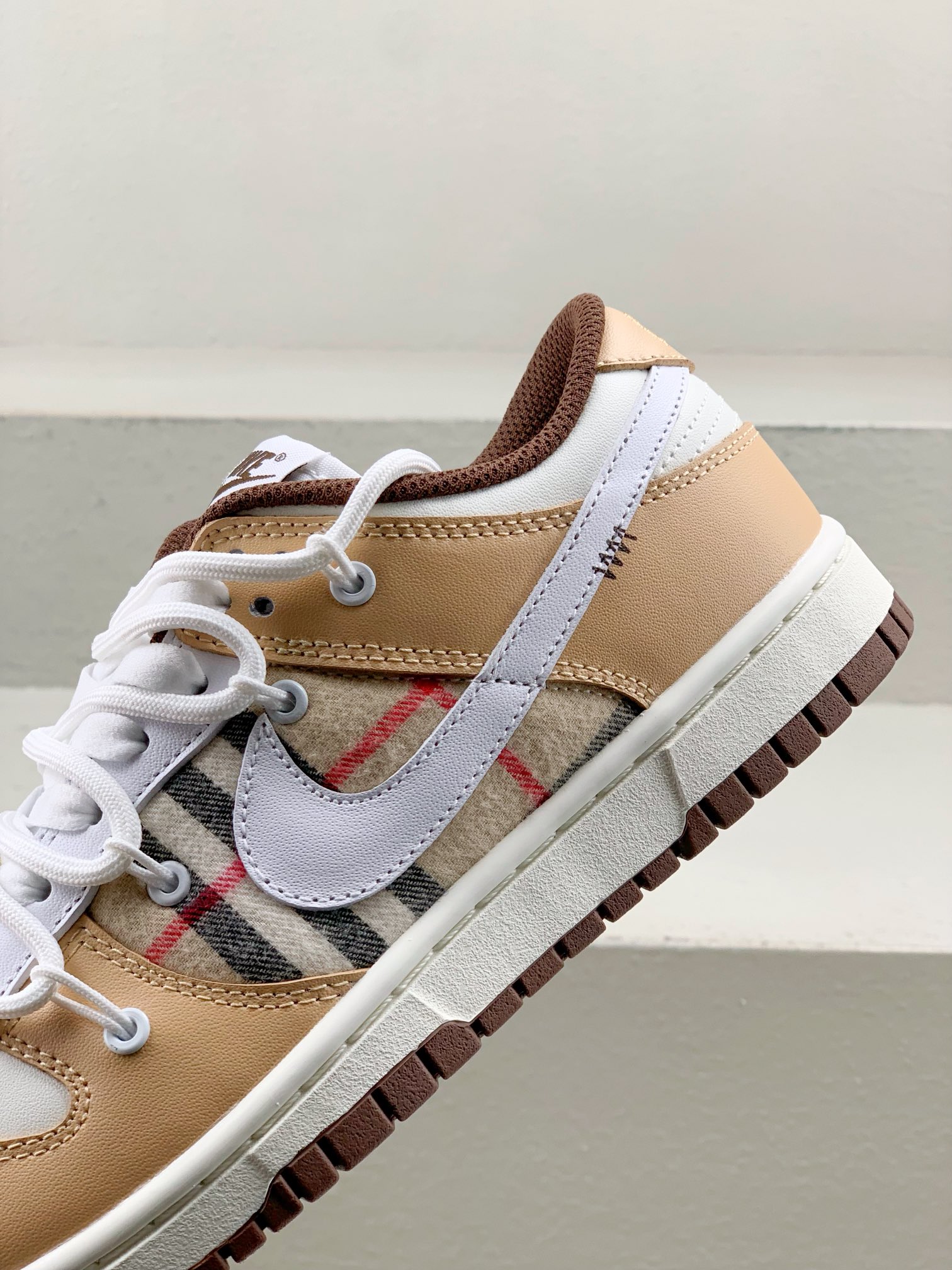 Nike Basic Shoes Brown M-l-s