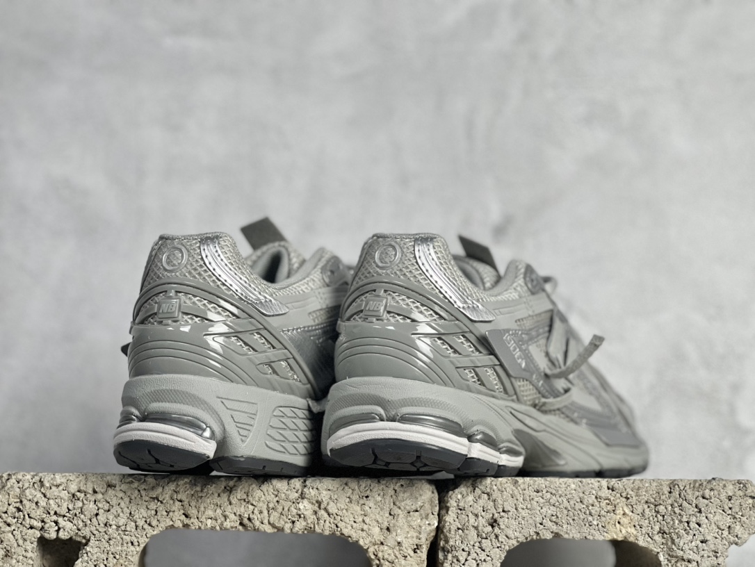 New Balance Running Shoes Breathable M