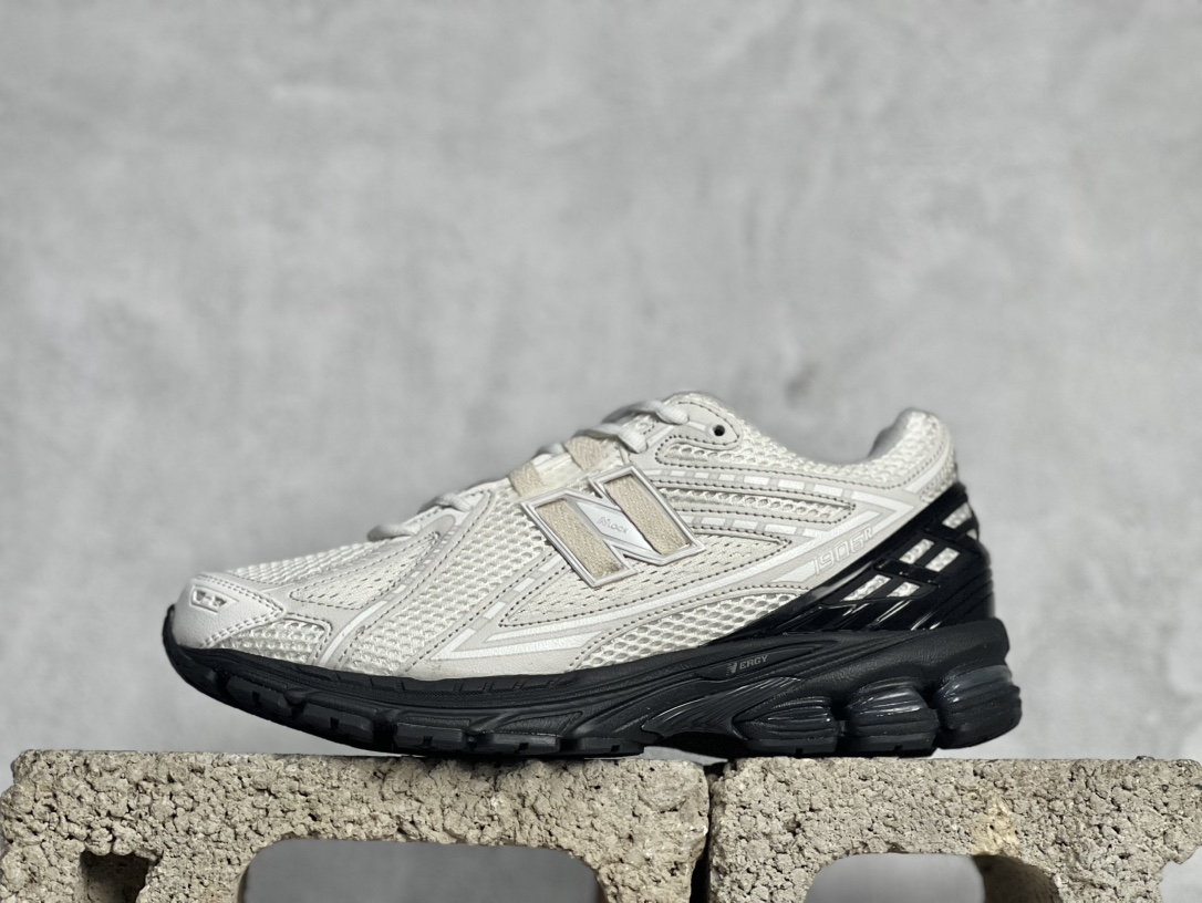 New Balance Running Shoes Breathable M