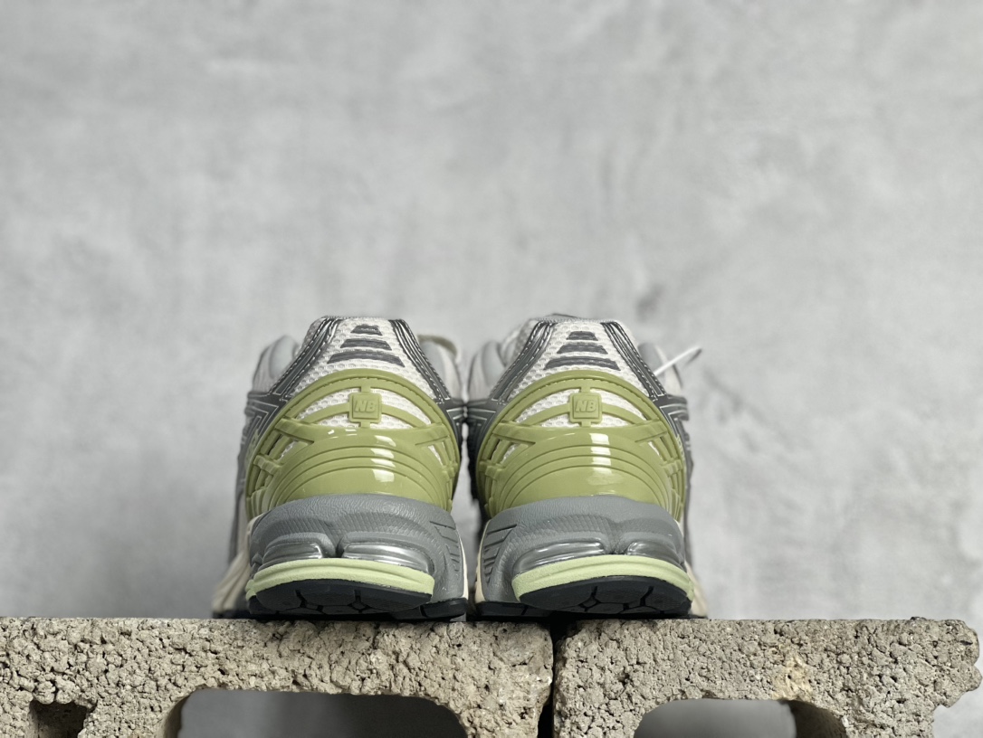 New Balance Running Shoes Breathable M