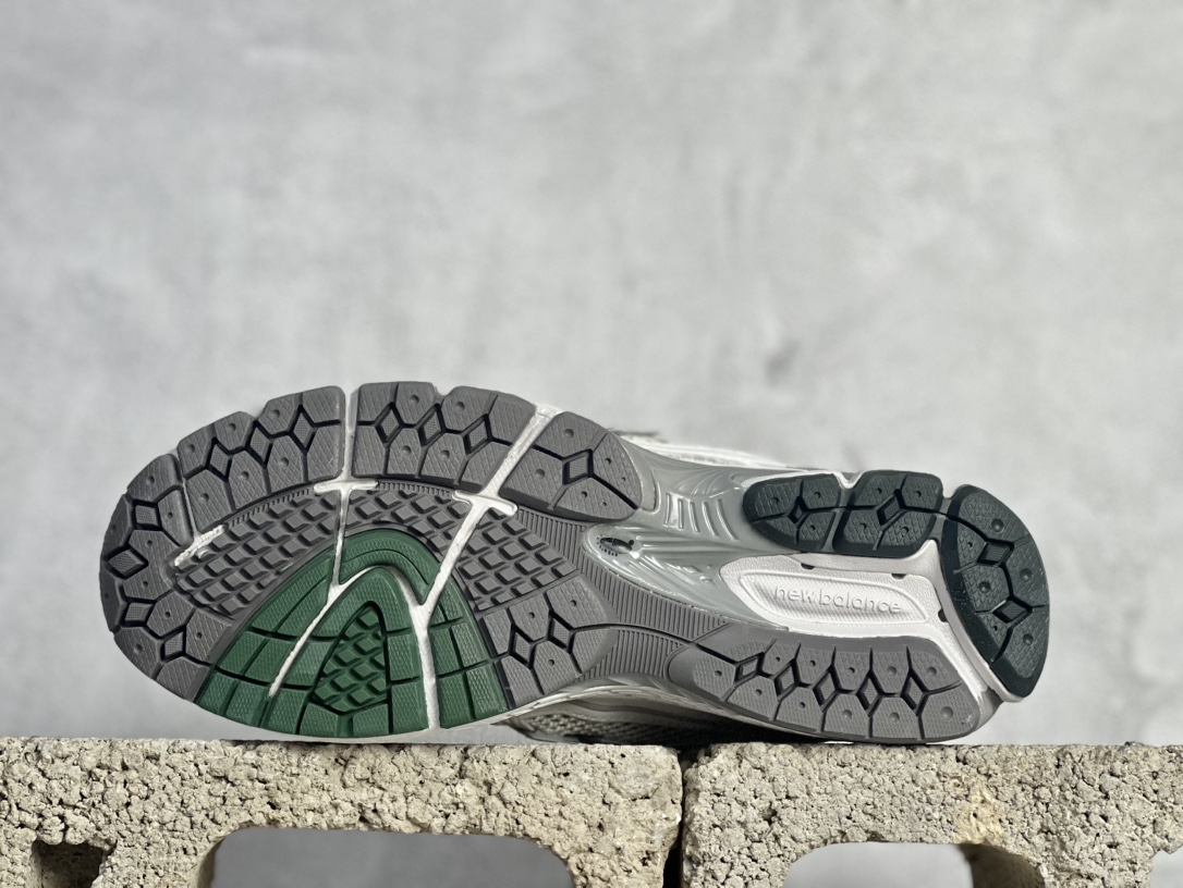 New Balance Running Shoes Breathable M