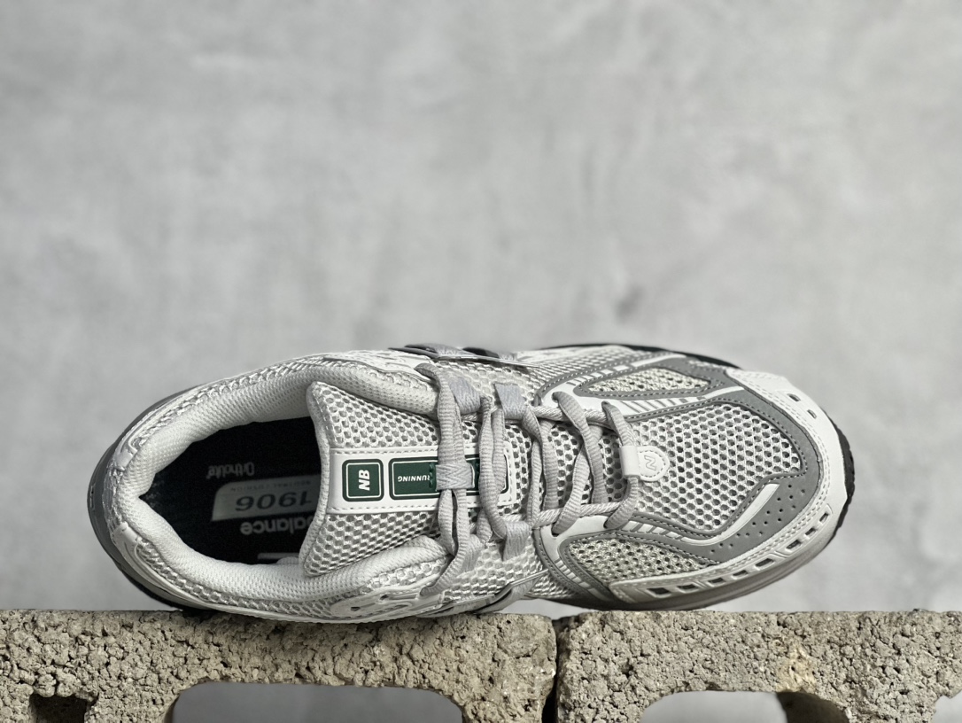 New Balance Running Shoes Breathable M