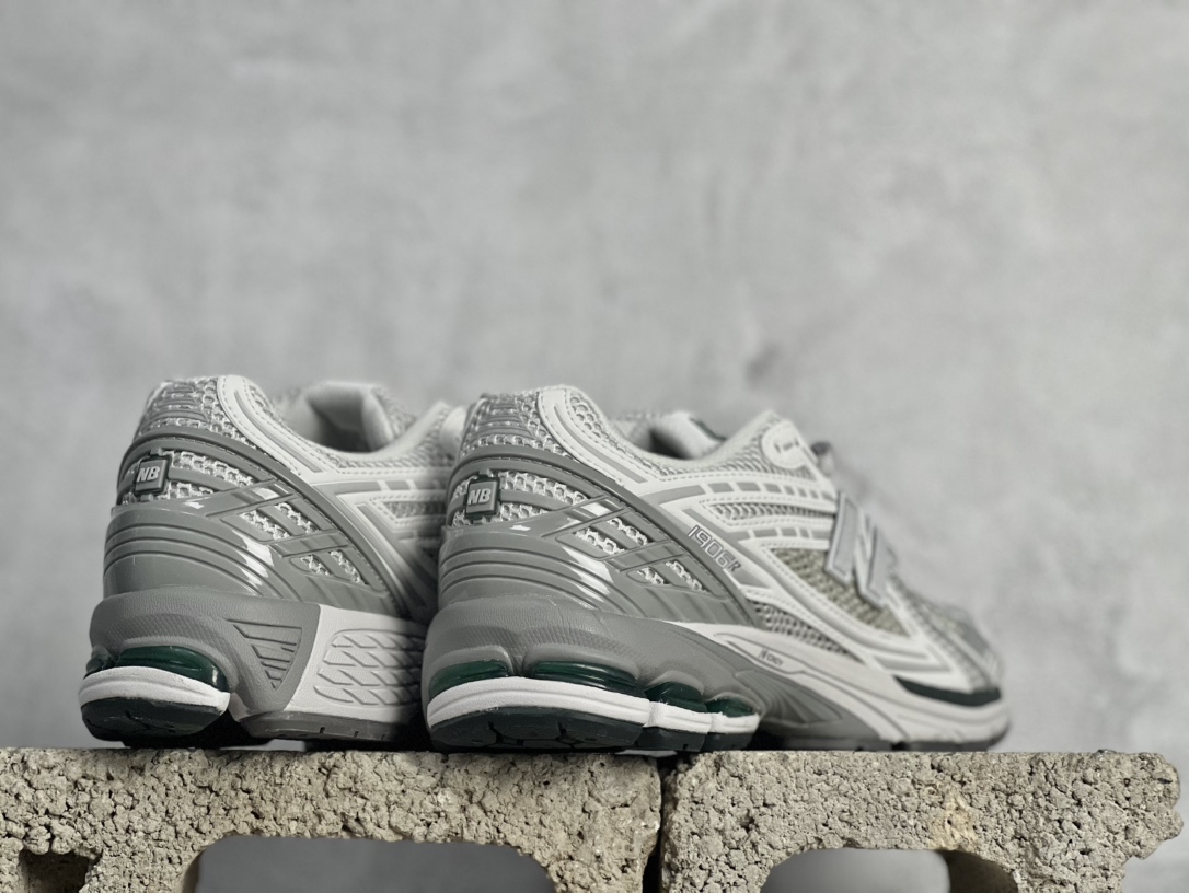 New Balance Running Shoes Breathable M