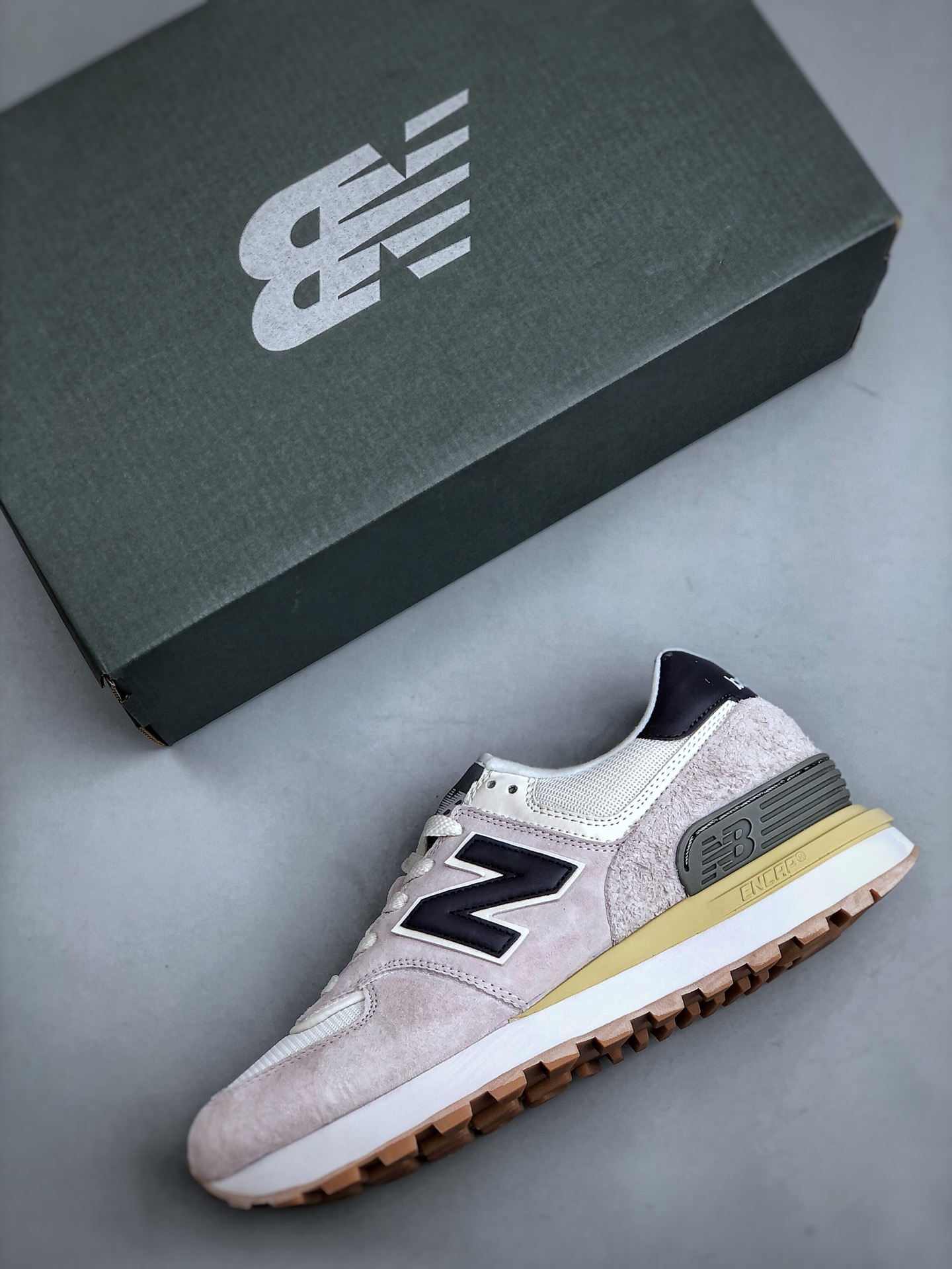 New Balance Running Shoes L