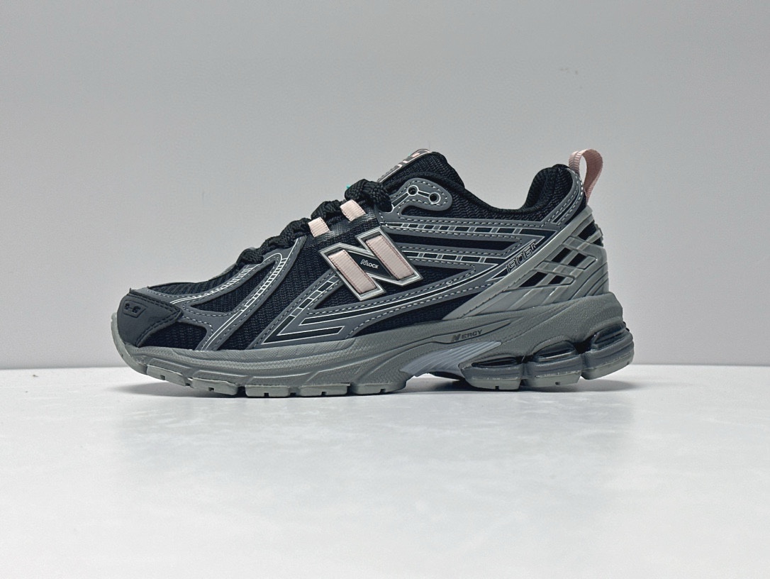 New Balance Basic Shoes M-s