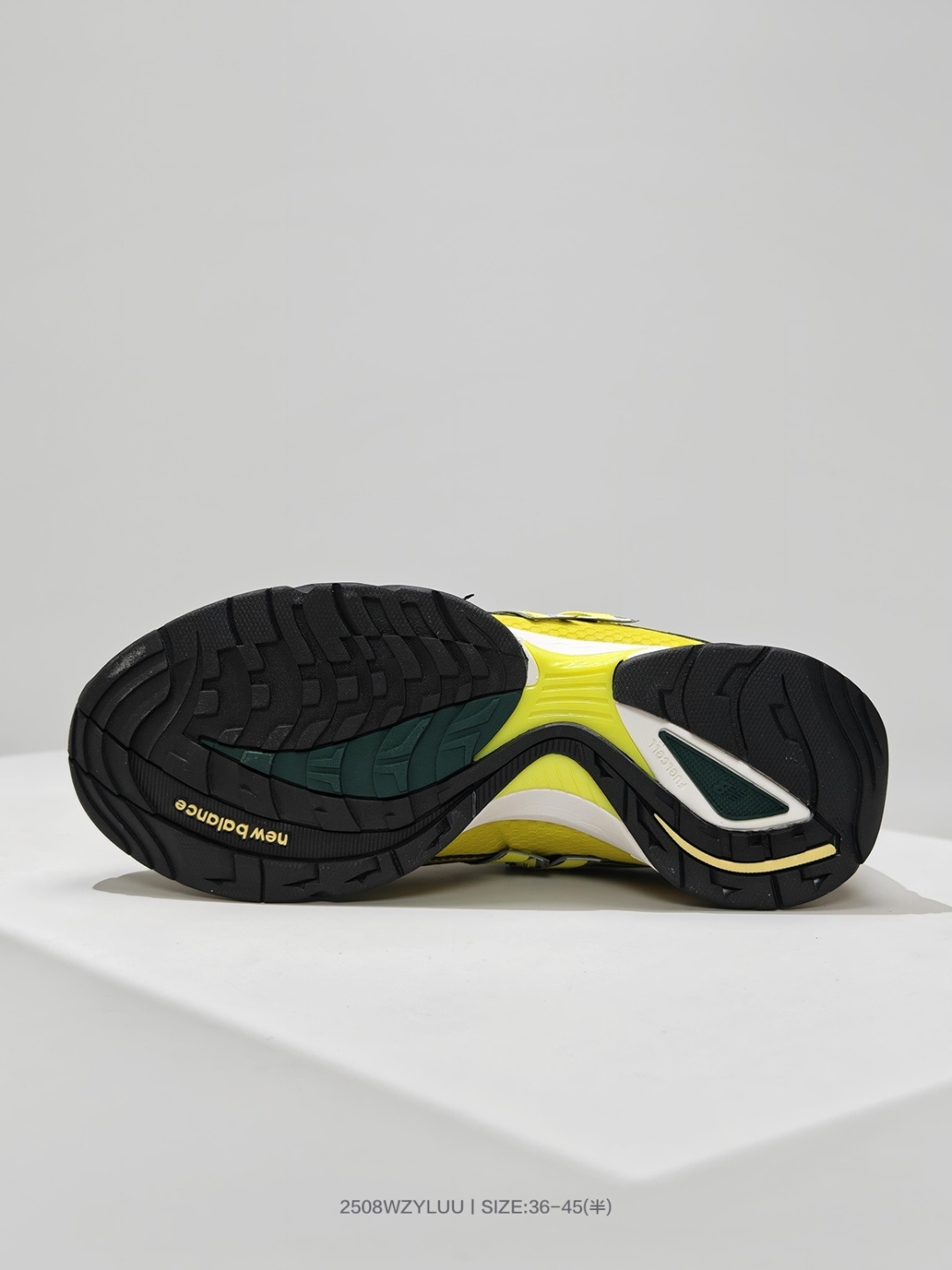 New Balance Male Basic Shoes M-l