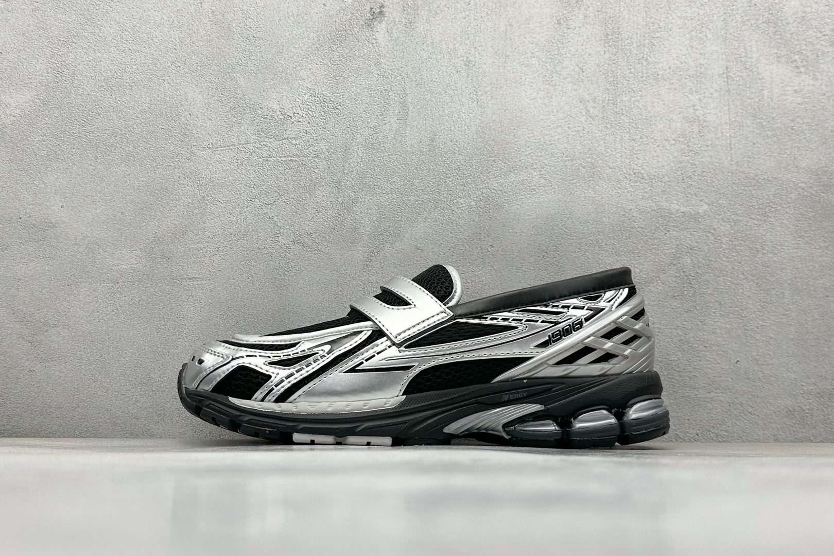 New Balance Sneakers Shock Absorbing L