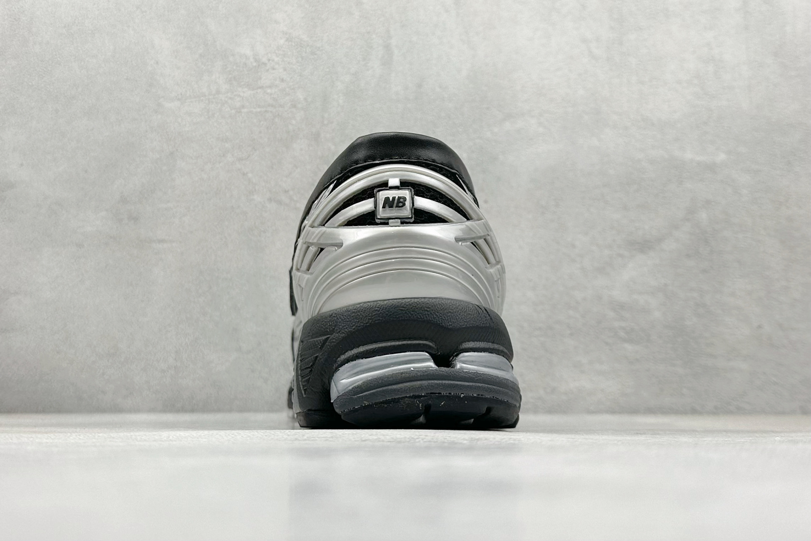 New Balance Sneakers Shock Absorbing L