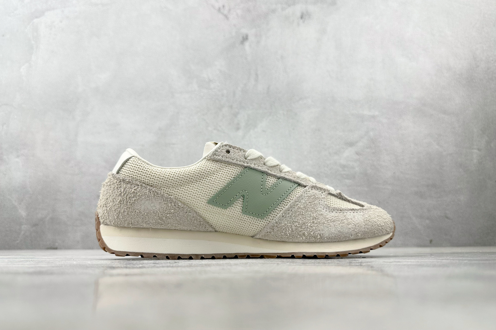 New Balance Basic Shoes White L